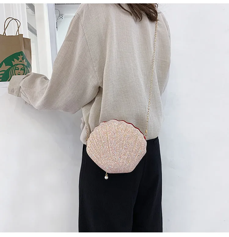 Cute "CLAM$HELL" Clutch