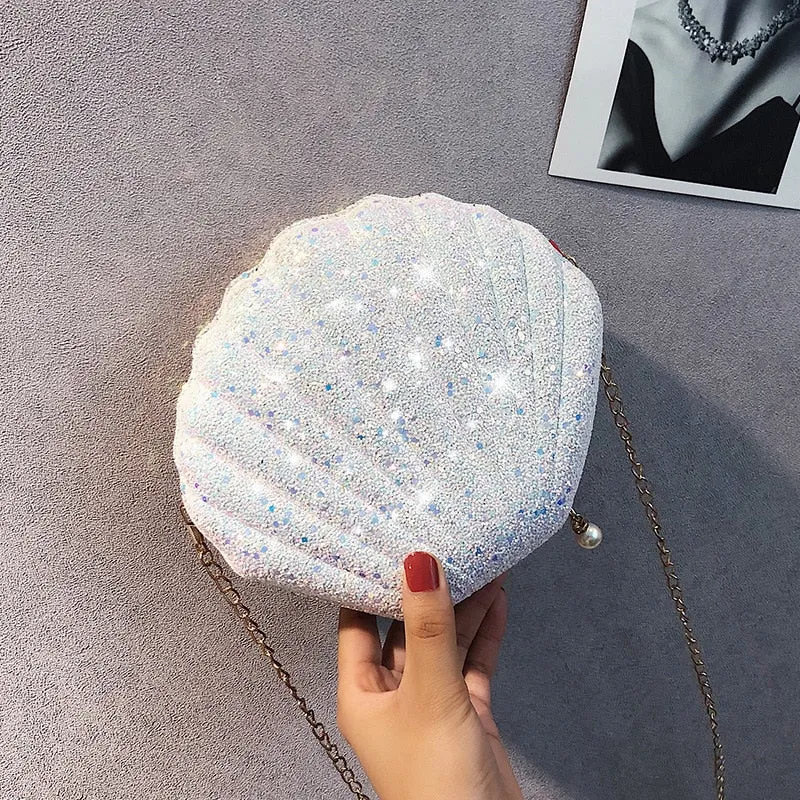 Cute "CLAM$HELL" Clutch