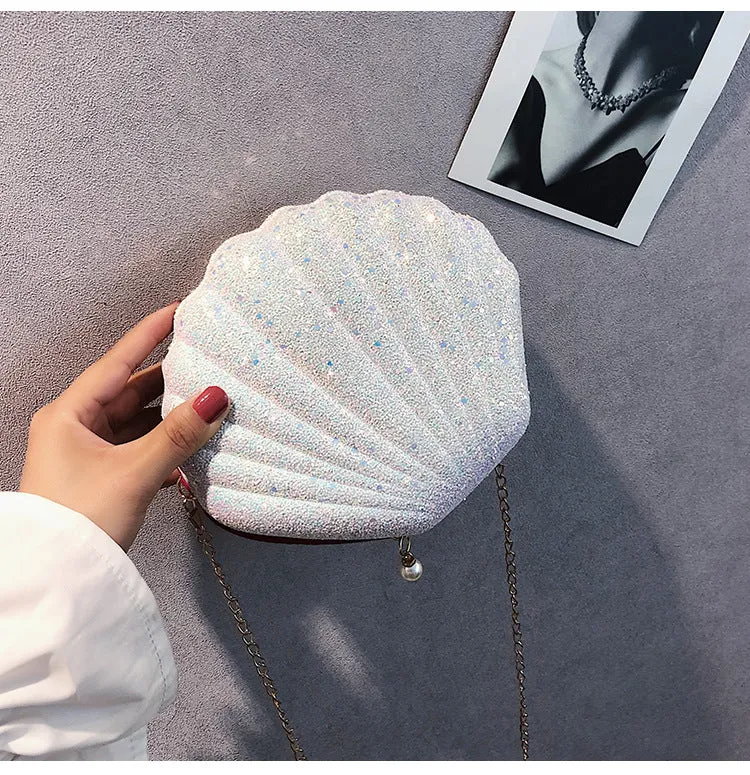 Cute "CLAM$HELL" Clutch