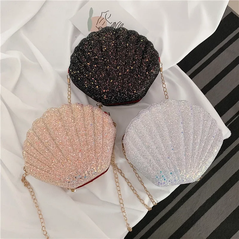 Cute "CLAM$HELL" Clutch