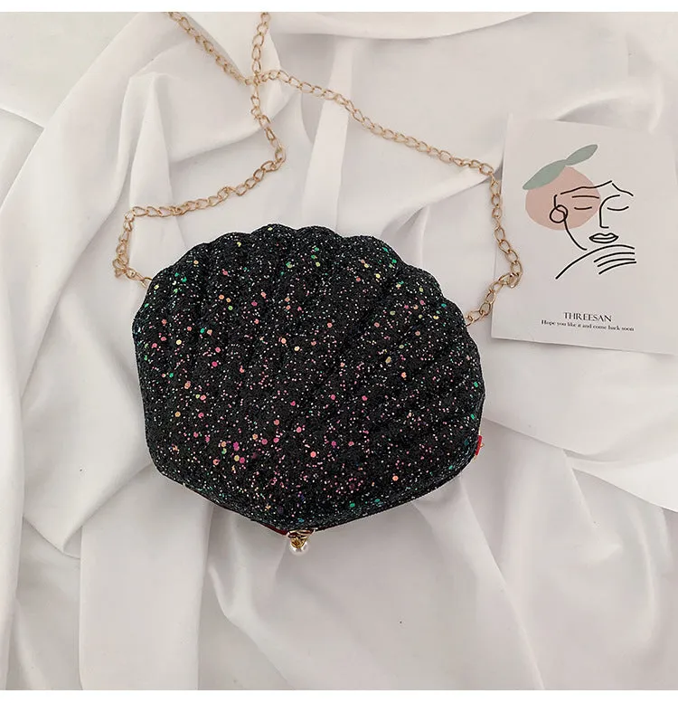 Cute "CLAM$HELL" Clutch