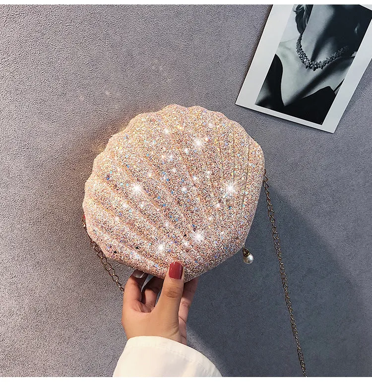 Cute "CLAM$HELL" Clutch