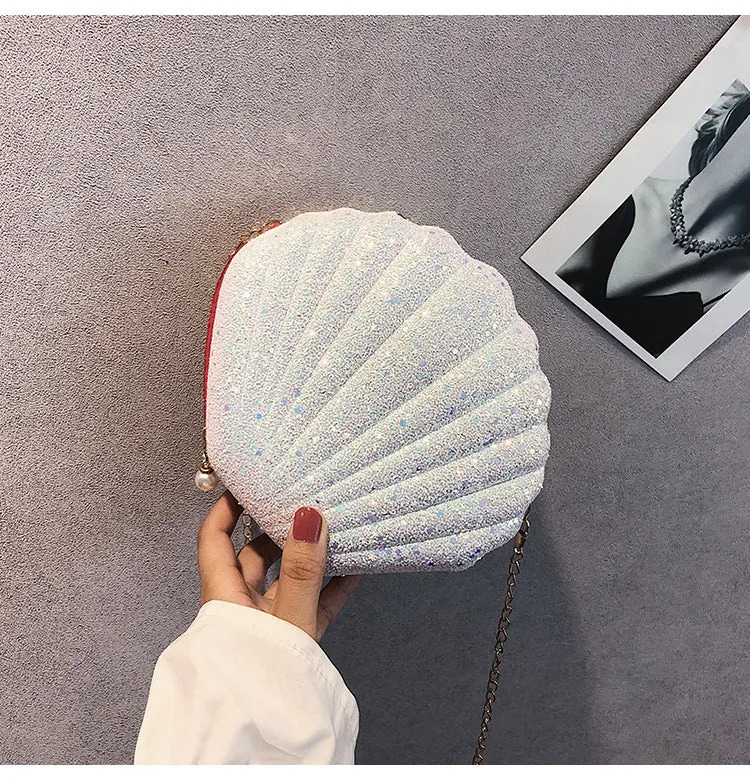 Cute "CLAM$HELL" Clutch