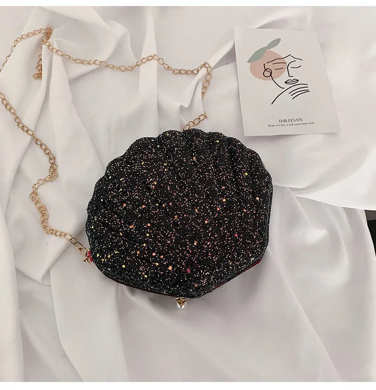 Cute "CLAM$HELL" Clutch