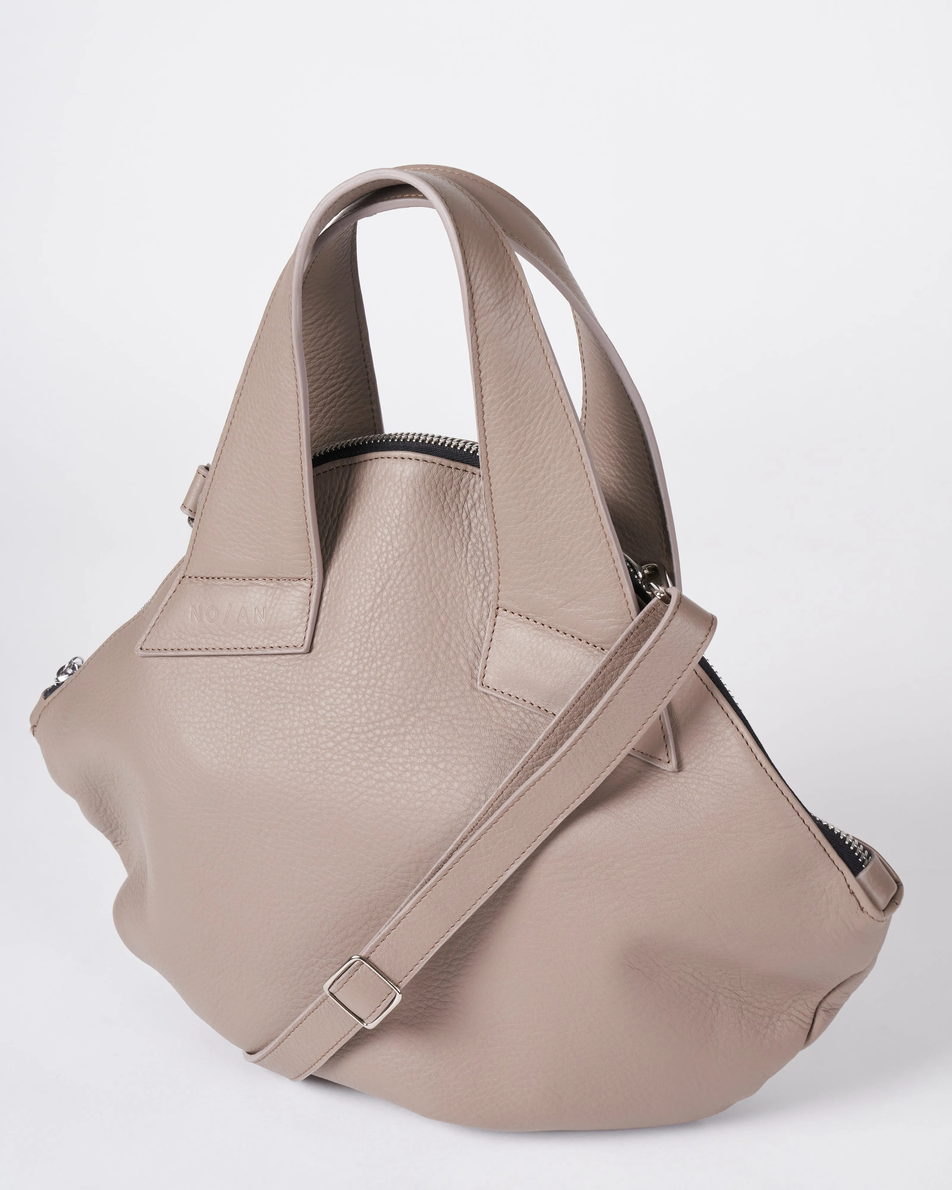 cuvo crossbody - acacia leather
