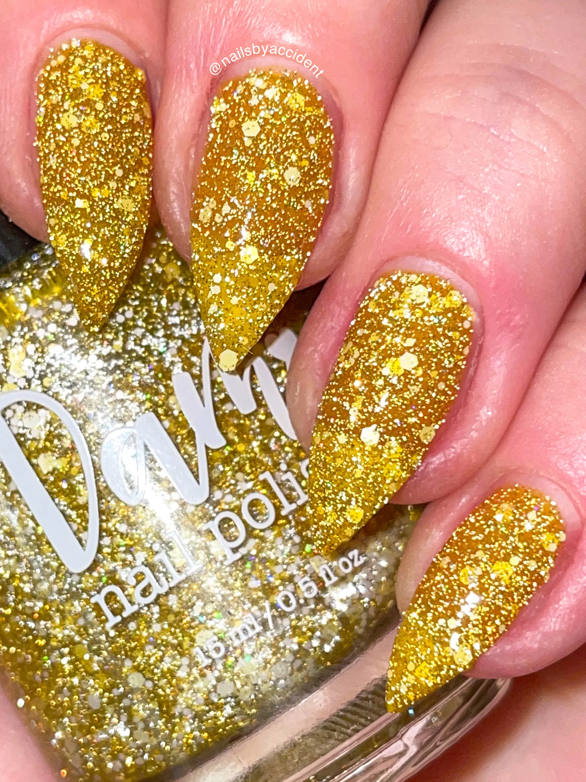 Dam Nail Polish - Hibernation Collection Reflective Glitter - Forty Thousand Winks