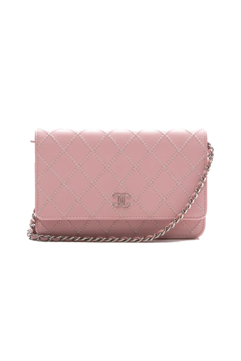 Diamond Stitch Wallet on Chain