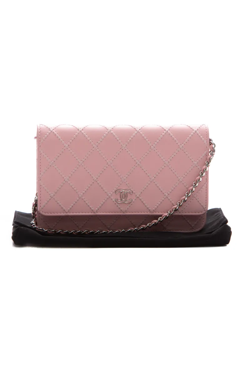 Diamond Stitch Wallet on Chain