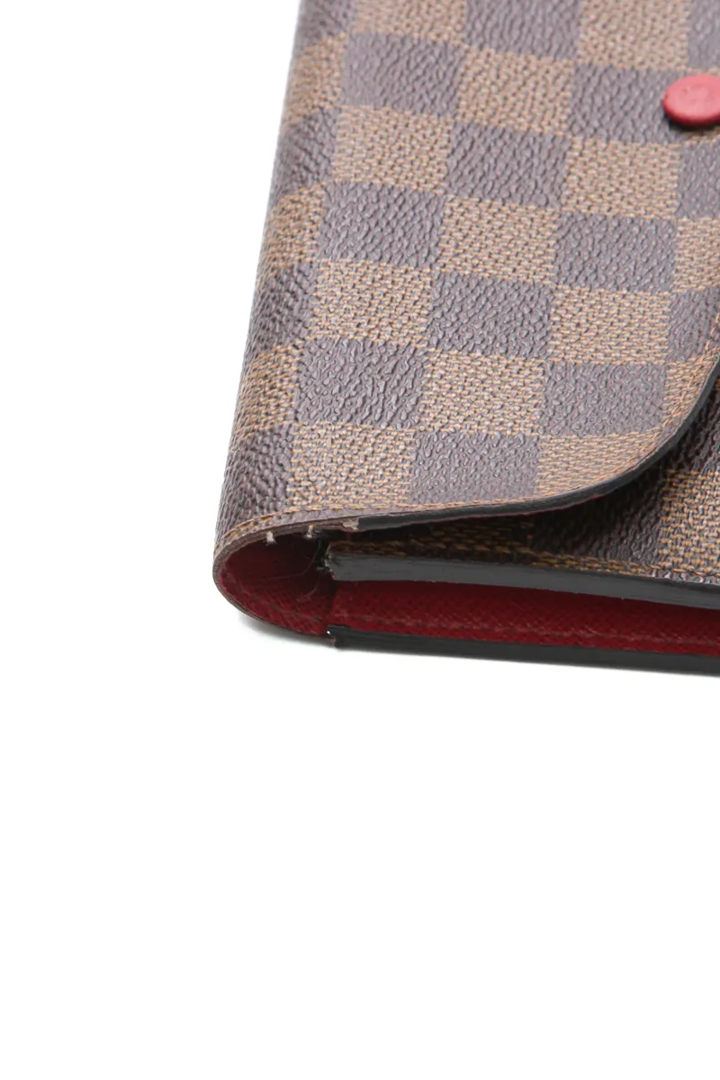 Emilie Wallet