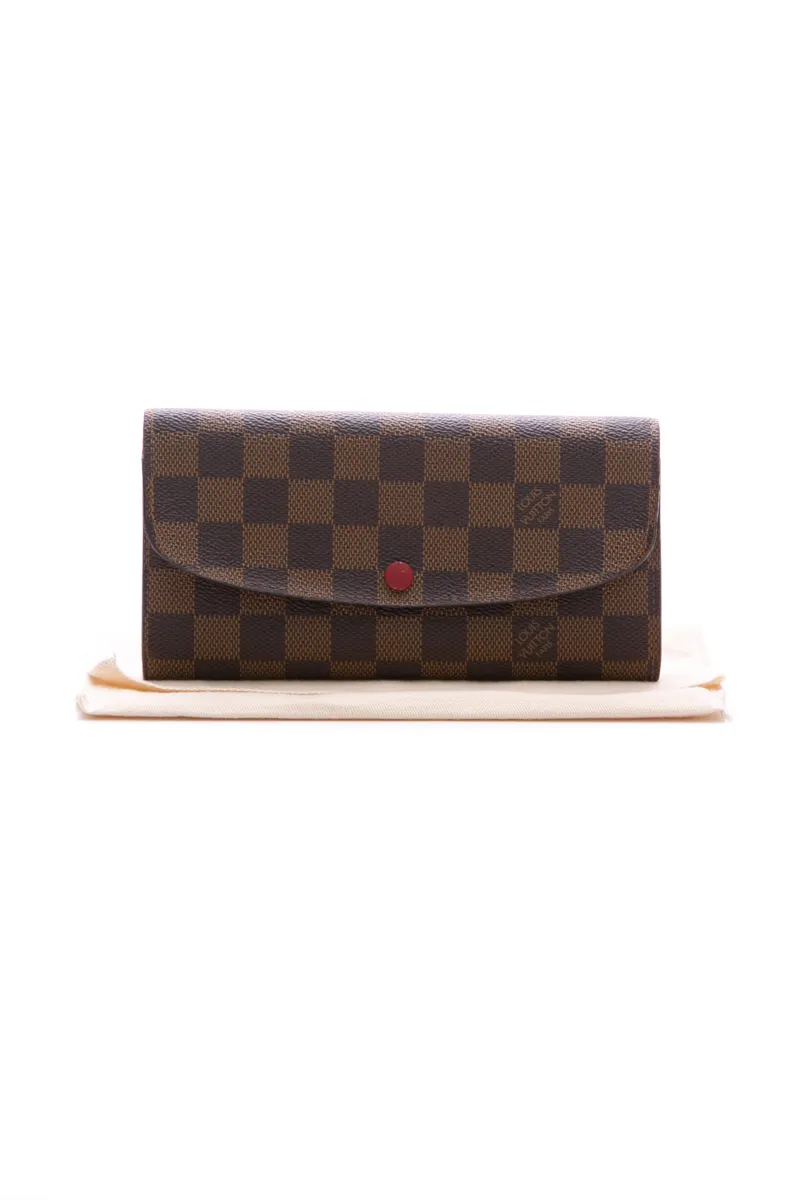Emilie Wallet