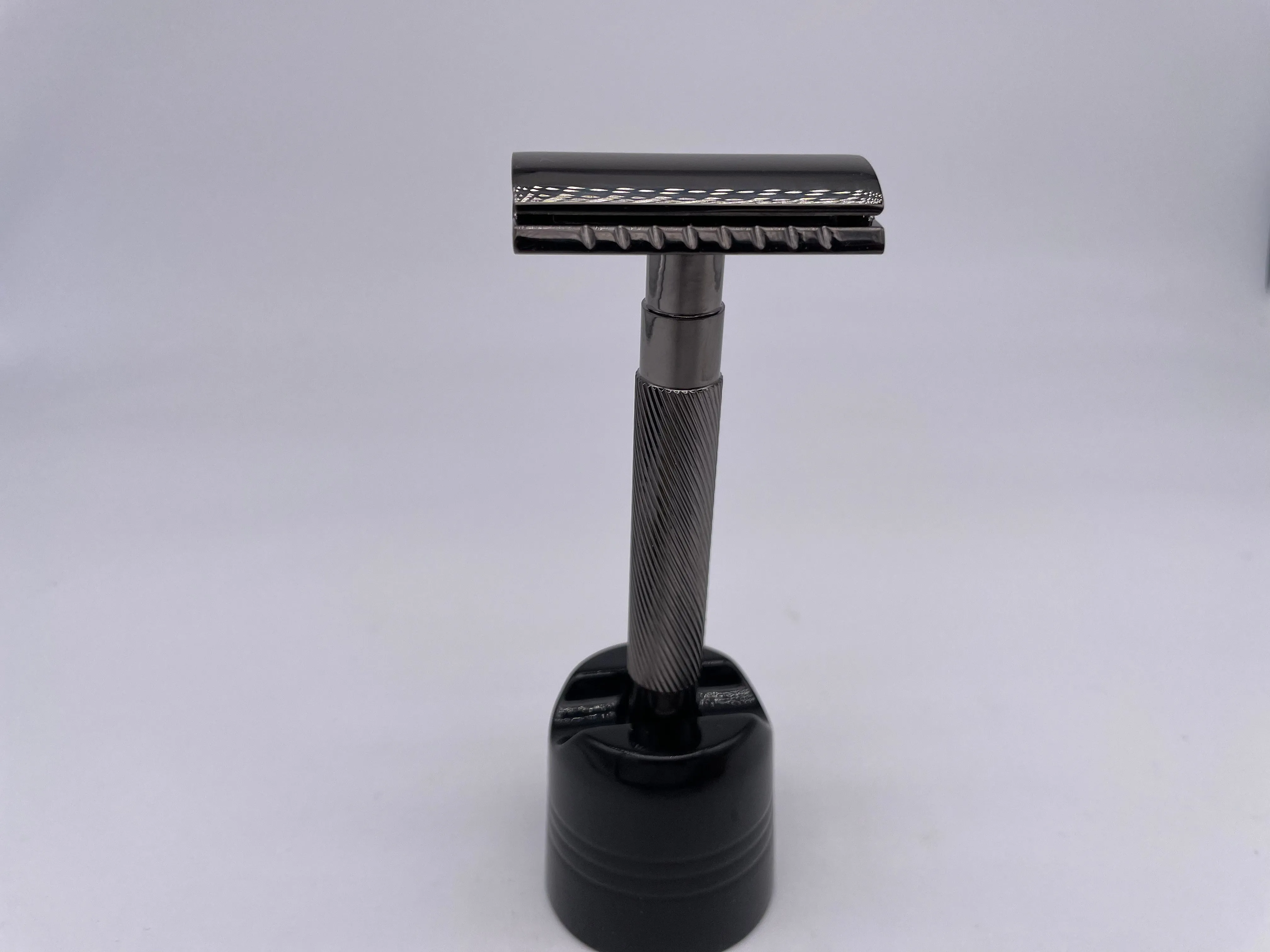 Epsilon Black Safety Razor