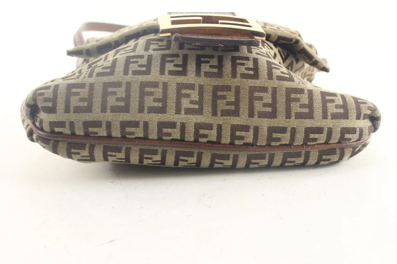 Fendi Mama Baguette Crossbody Flap 1FF829K
