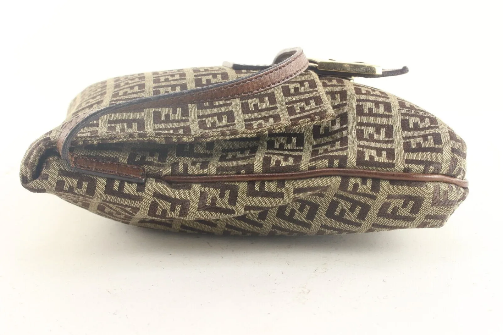 Fendi Mama Baguette Crossbody Flap 1FF829K