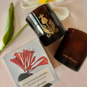 FOREVER FLOWERS CANDLE