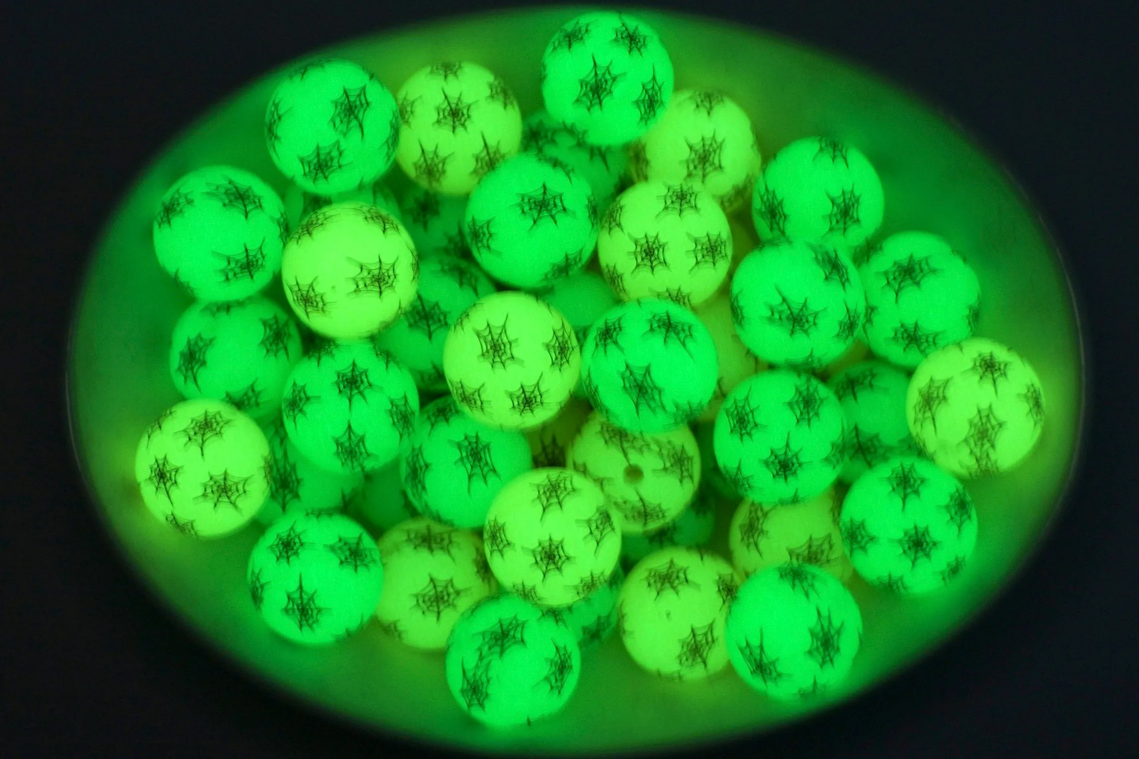 Glow Spider