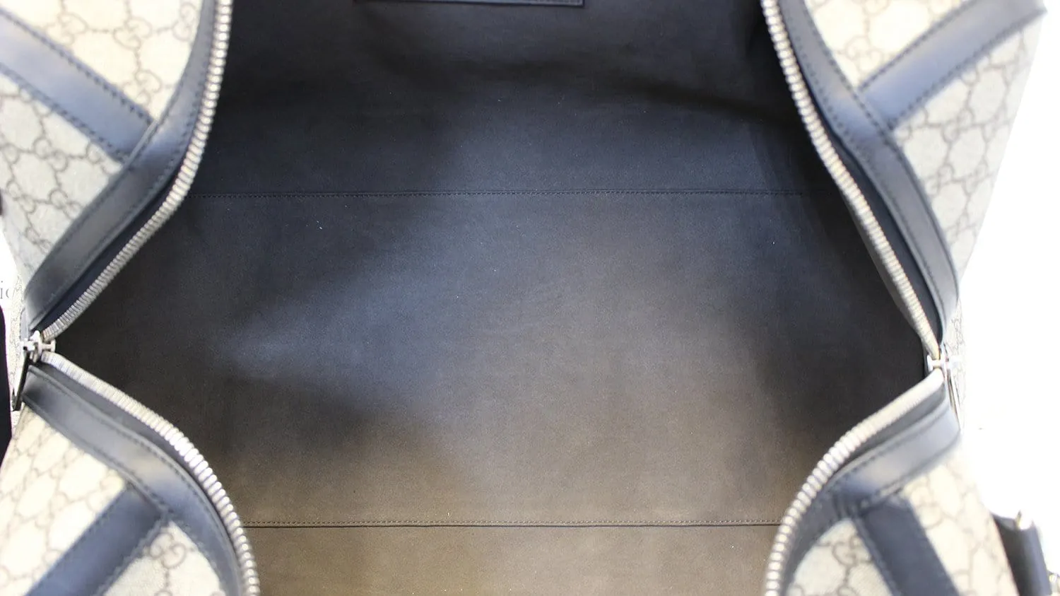 GUCCI GG Monogram Canvas Supreme Large Duffle Travel Bag 406381
