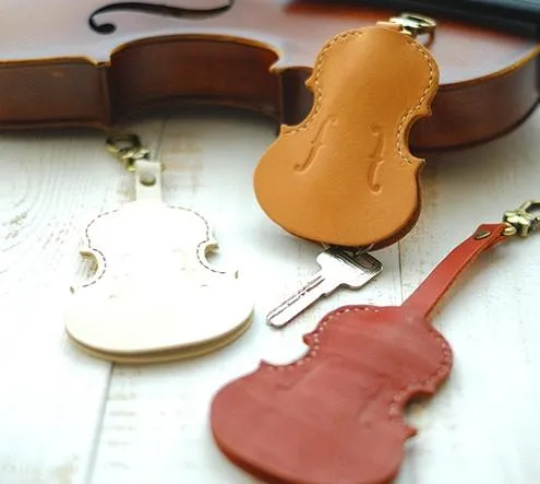 Handmade Leather Cute Violin Camel Keyring Keychain Women Personalized Monogrammed Gift Custom Wallet Women Keyring Keychain
