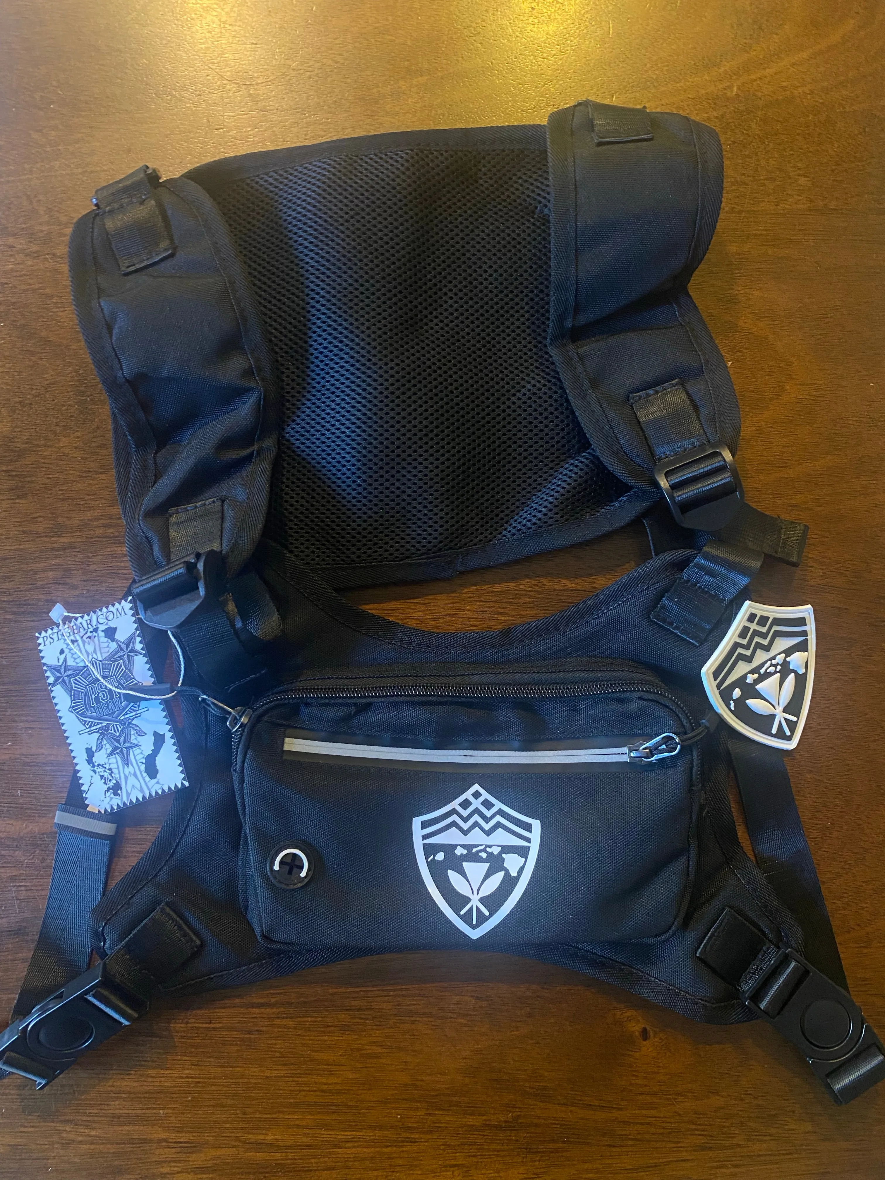 Hawaii Shield Reflective Chest Pack Rig W/Free Shield Pvc Patch