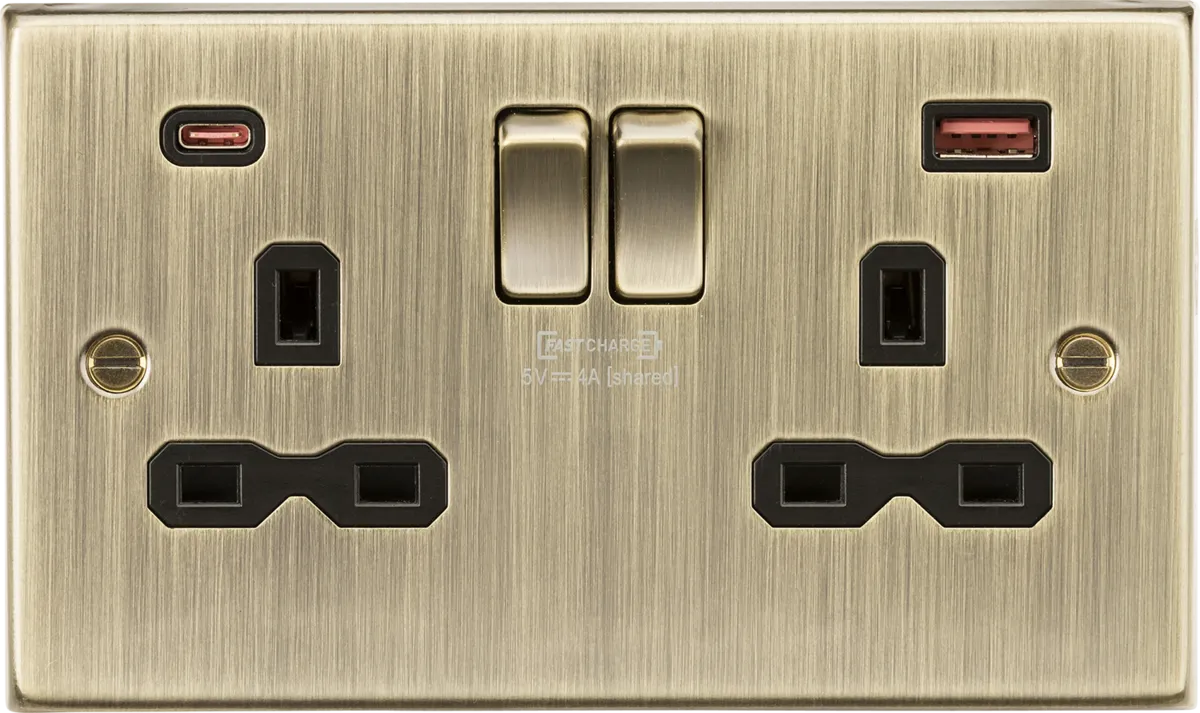 Knightsbridge CS9909AB Square Edge 13A 2G DP Switched Socket   2xUSB(A C) [Max. 18W QC/PD FASTCHARGE] - Antique Brass