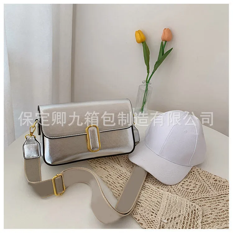 Korean Style Classy Small Square Bag 2023 Spring Popular Texture Cross-Border Underarm Bag Shiny Patent Leather Chain Shoulder Bag