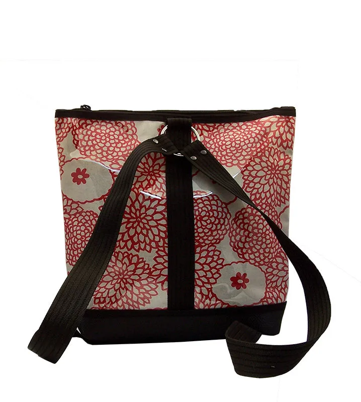 Large Backpack in red mum