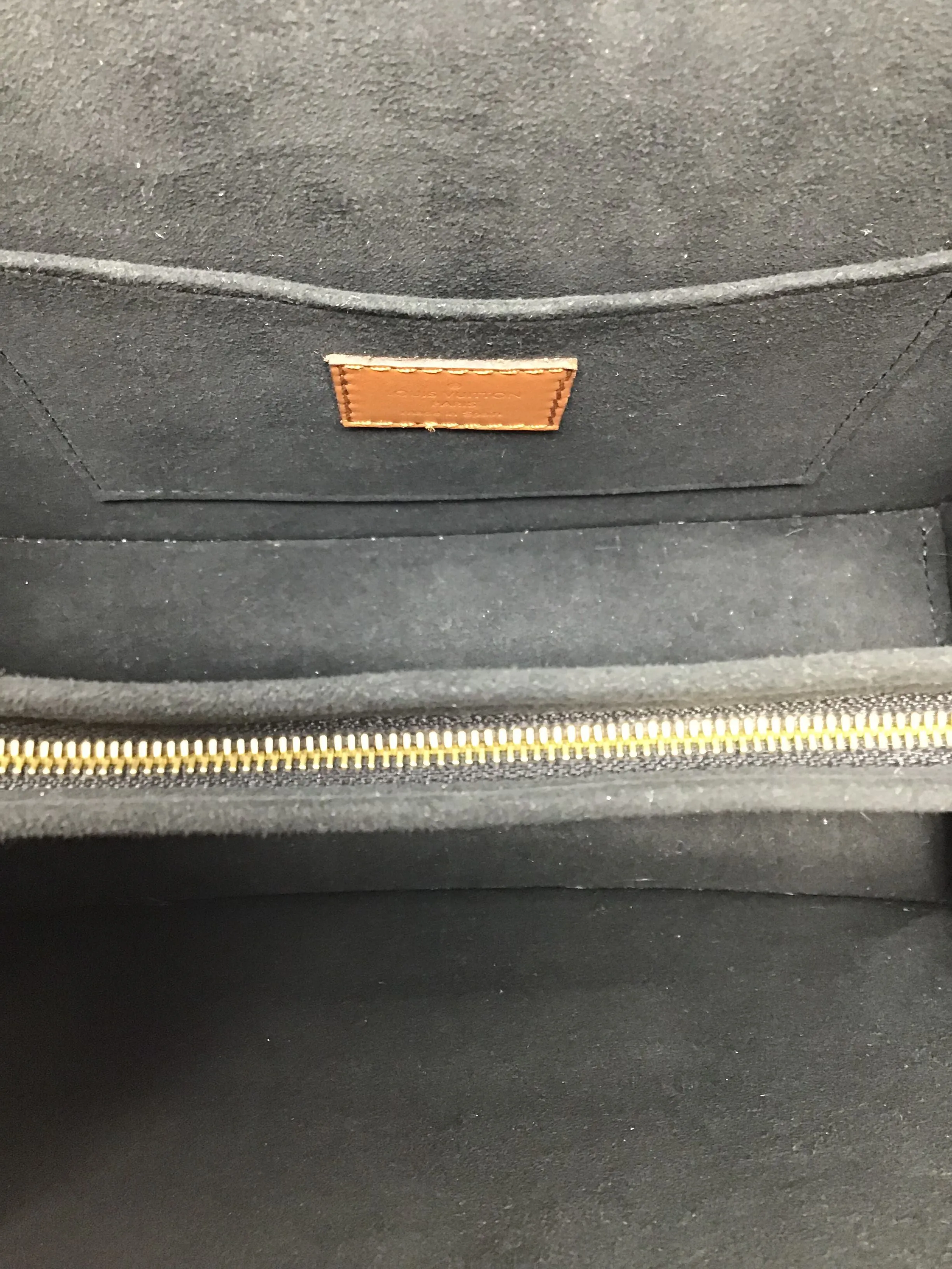 Louis Vuitton '20 'Dauphine' Med Reverse Monogram Crossbody