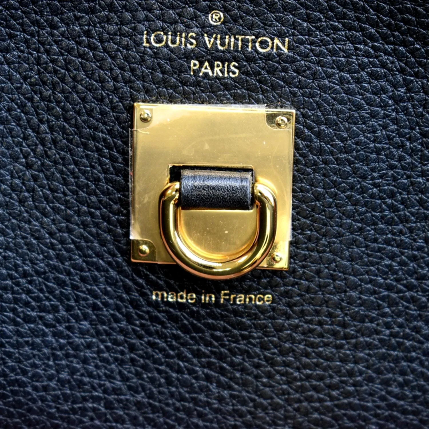 LOUIS VUITTON City Steamer Leather Shoulder Bag Magnolia