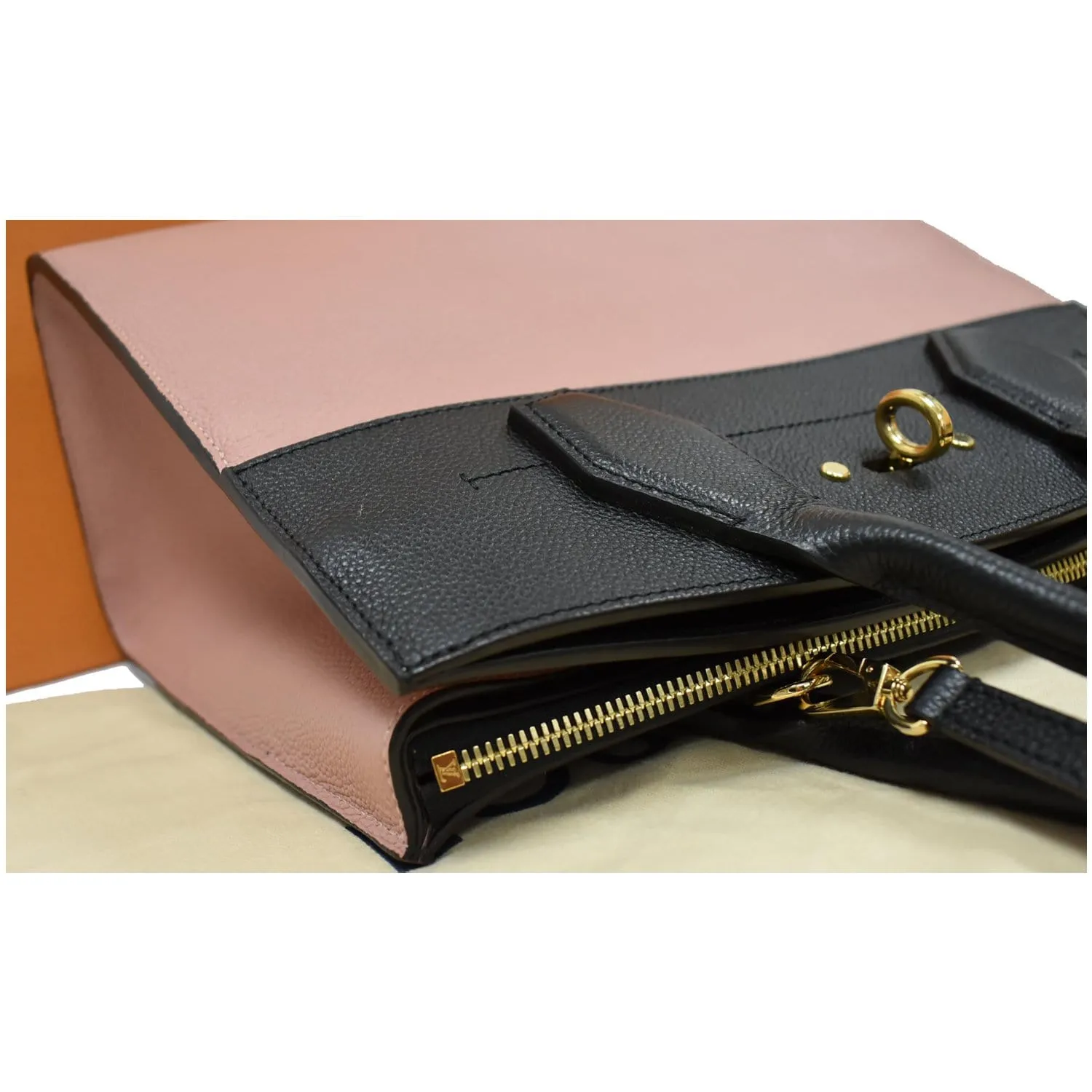 LOUIS VUITTON City Steamer MM Leather Shoulder Bag Magnolia