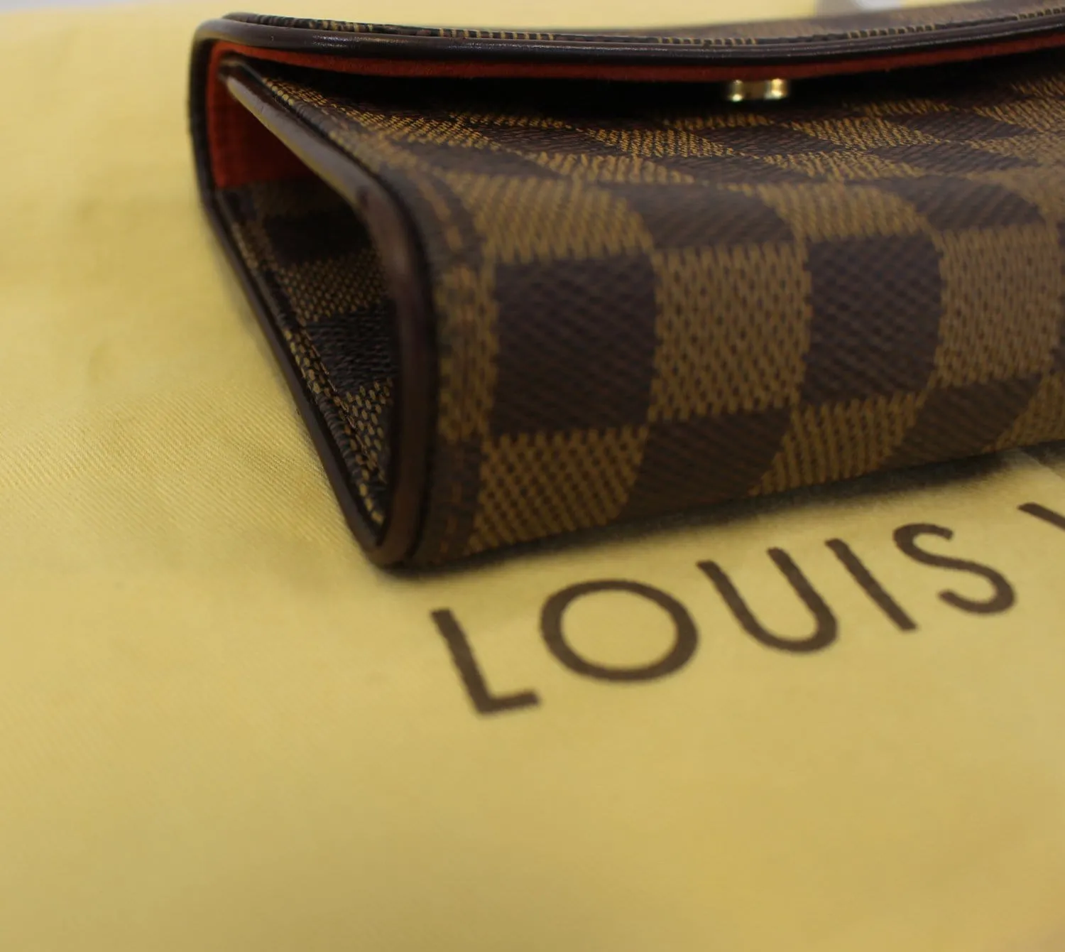 LOUIS VUITTON Damier Pochette Florentine Pouch Bum Bag