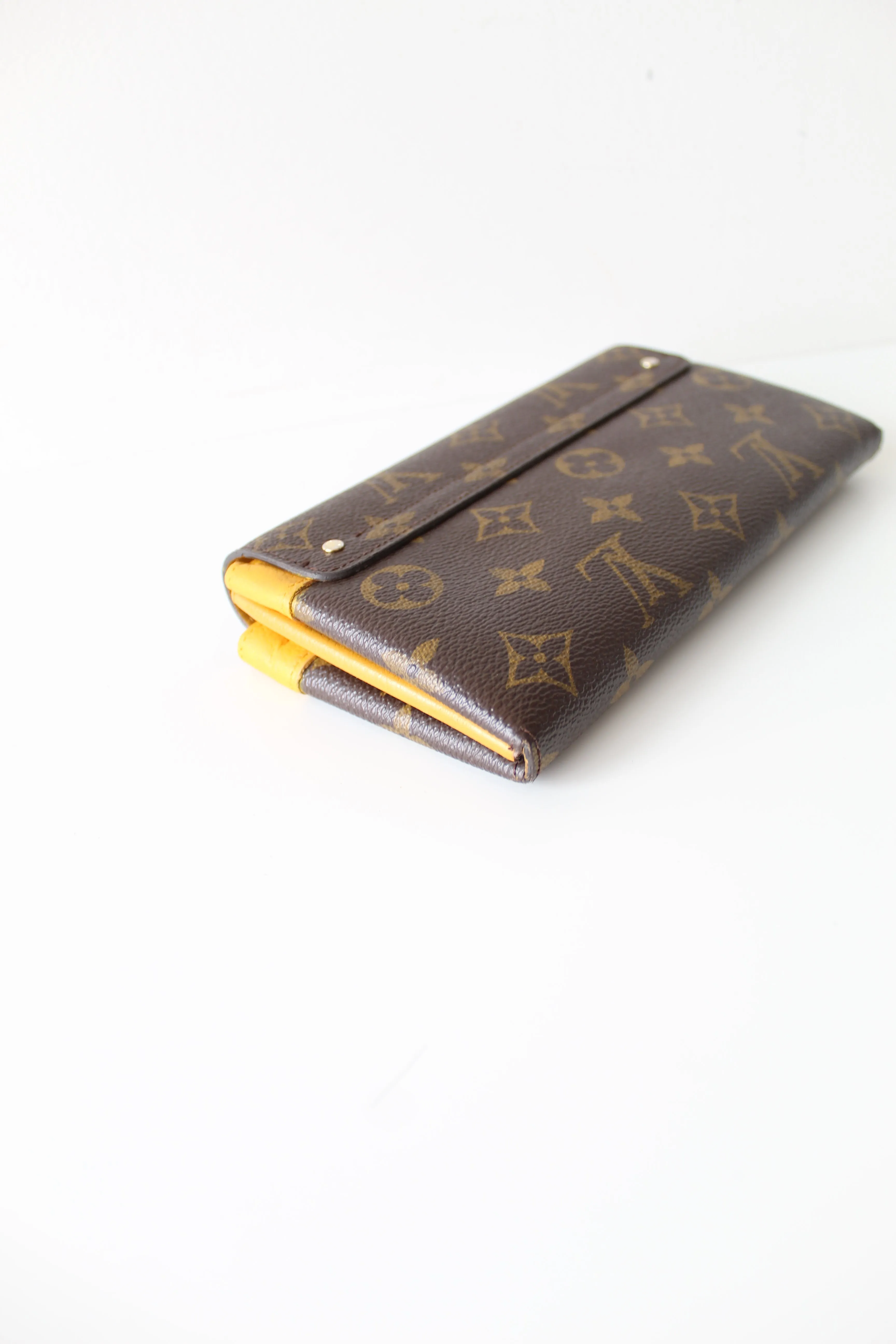 Louis Vuitton Elysee Wallet