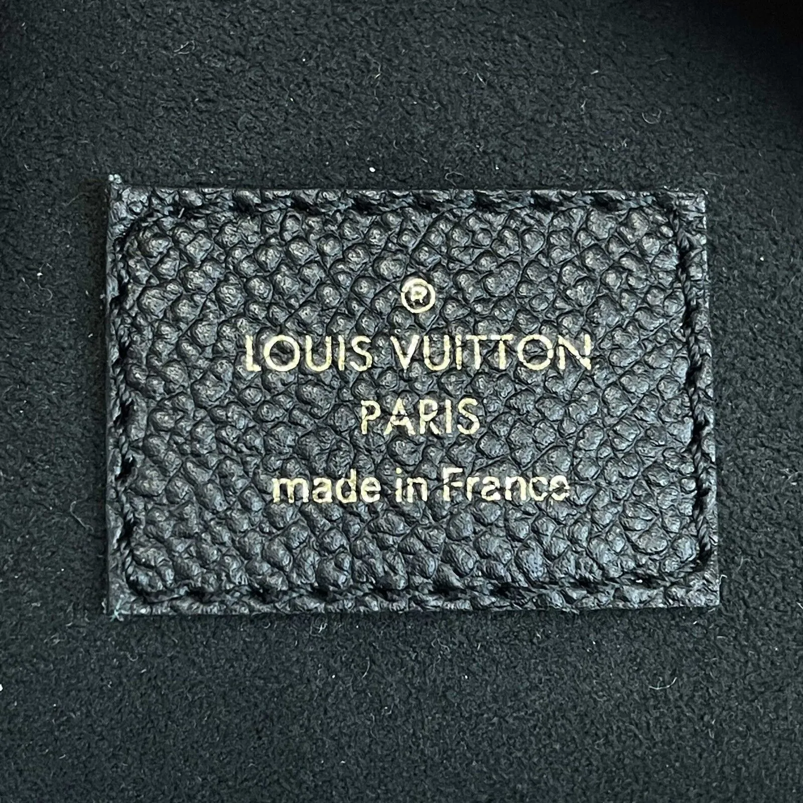 Louis Vuitton - Empreinte Boite Chapeau Souple Black Round Crossbody