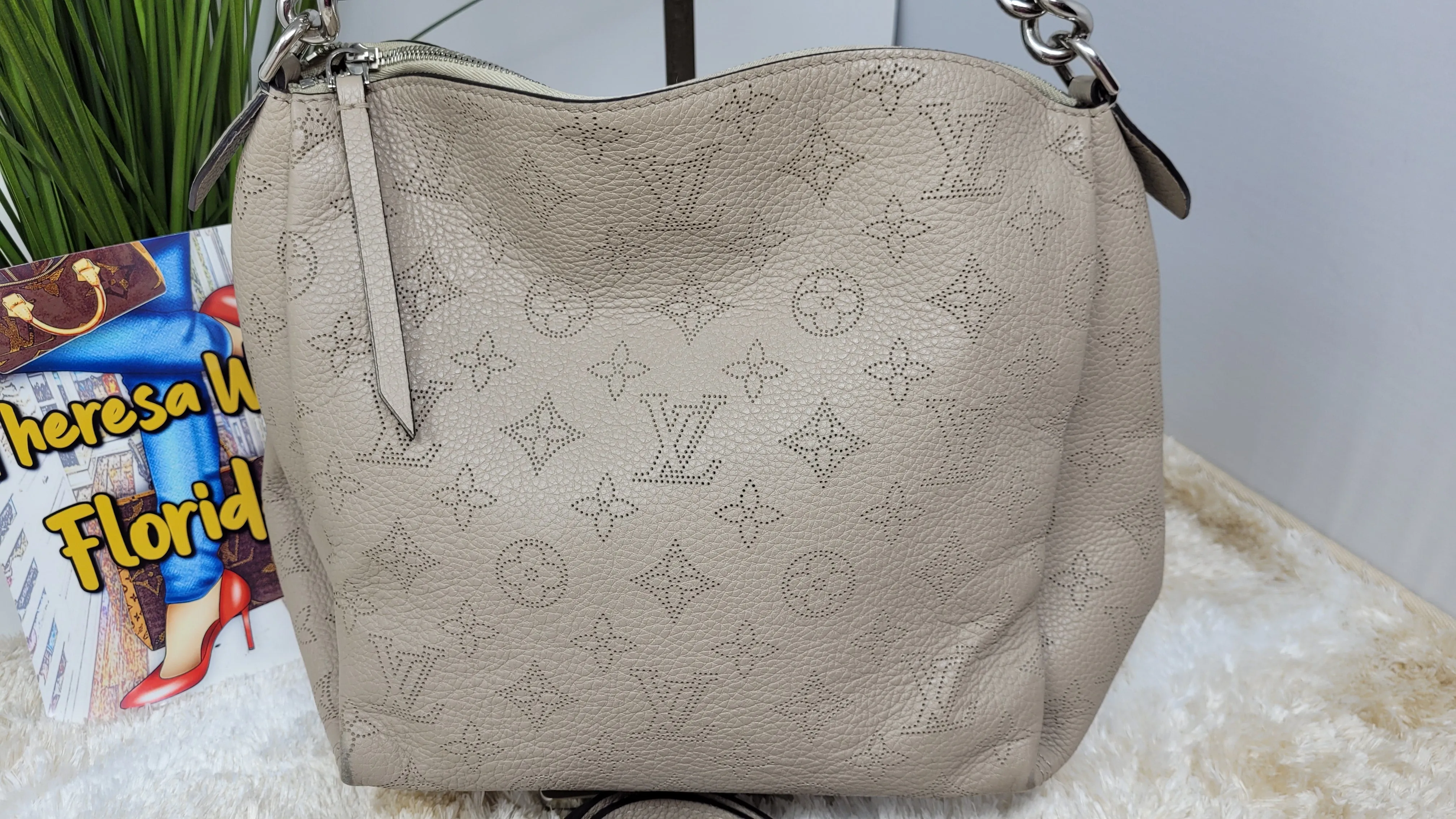 LOUIS VUITTON GALET MAHINA BABYLONE BB CROSSBODY