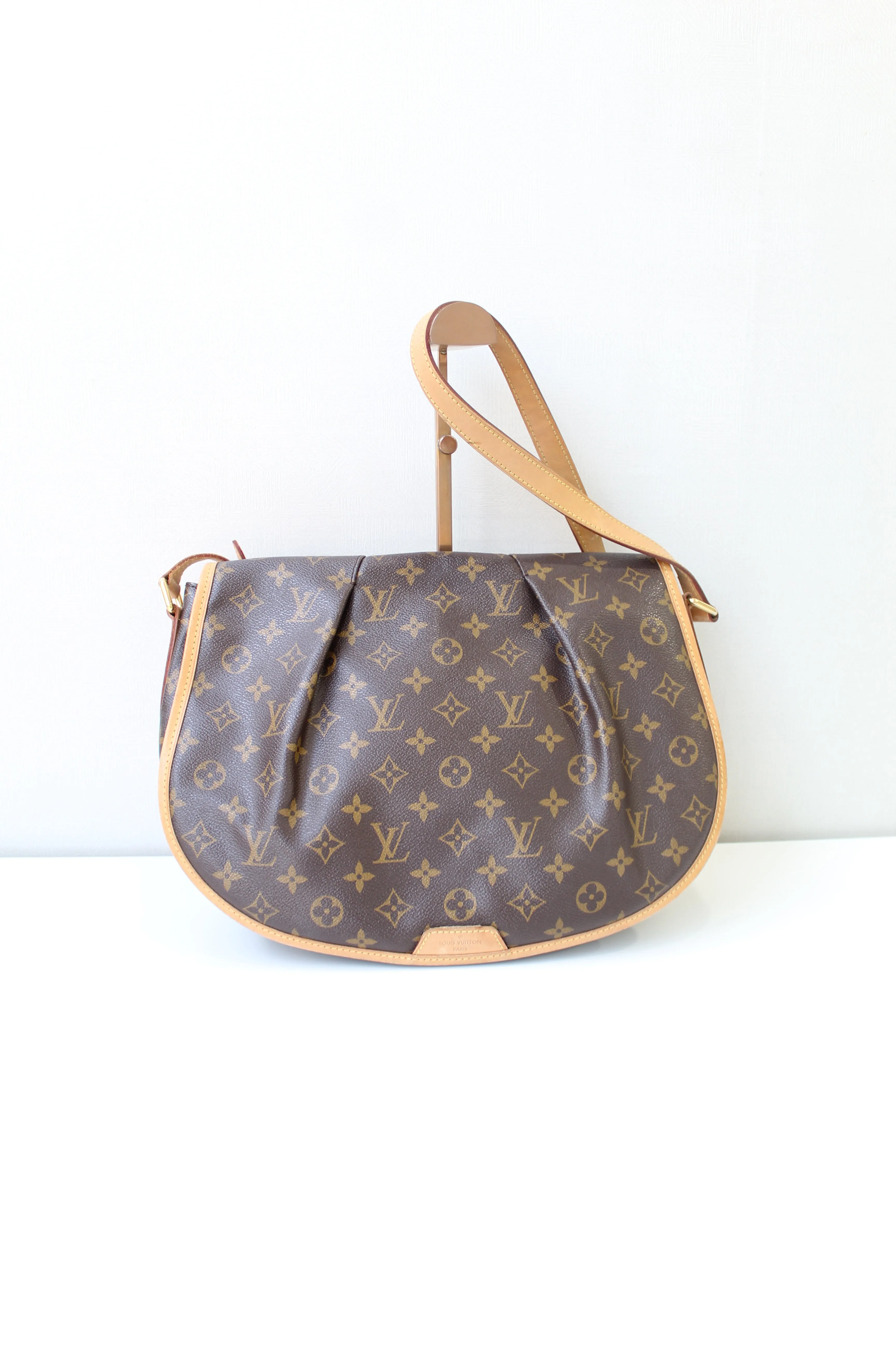 Louis Vuitton Menilmontant MM