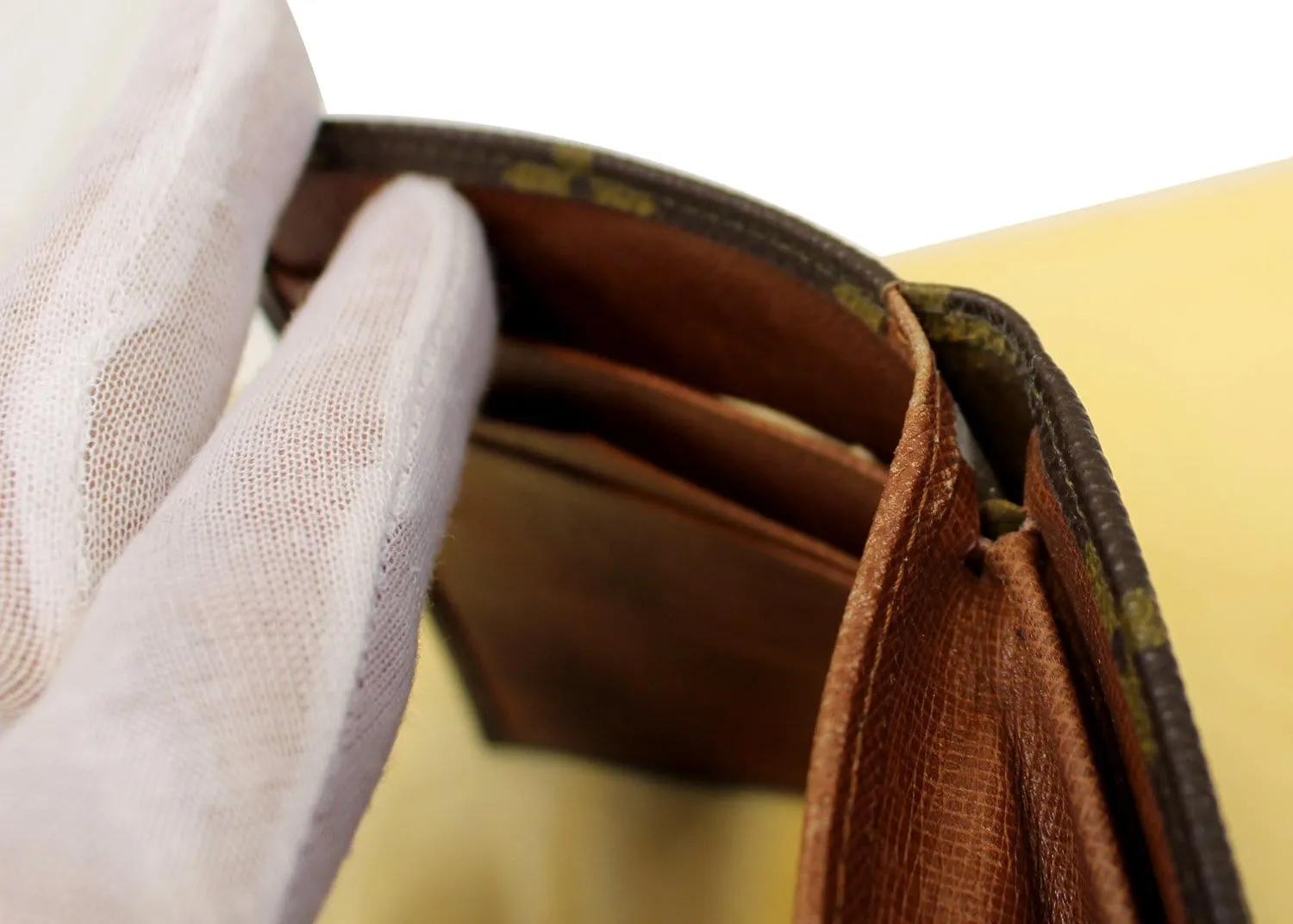 LOUIS VUITTON Monogram Canvas Elise Trifold Wallet