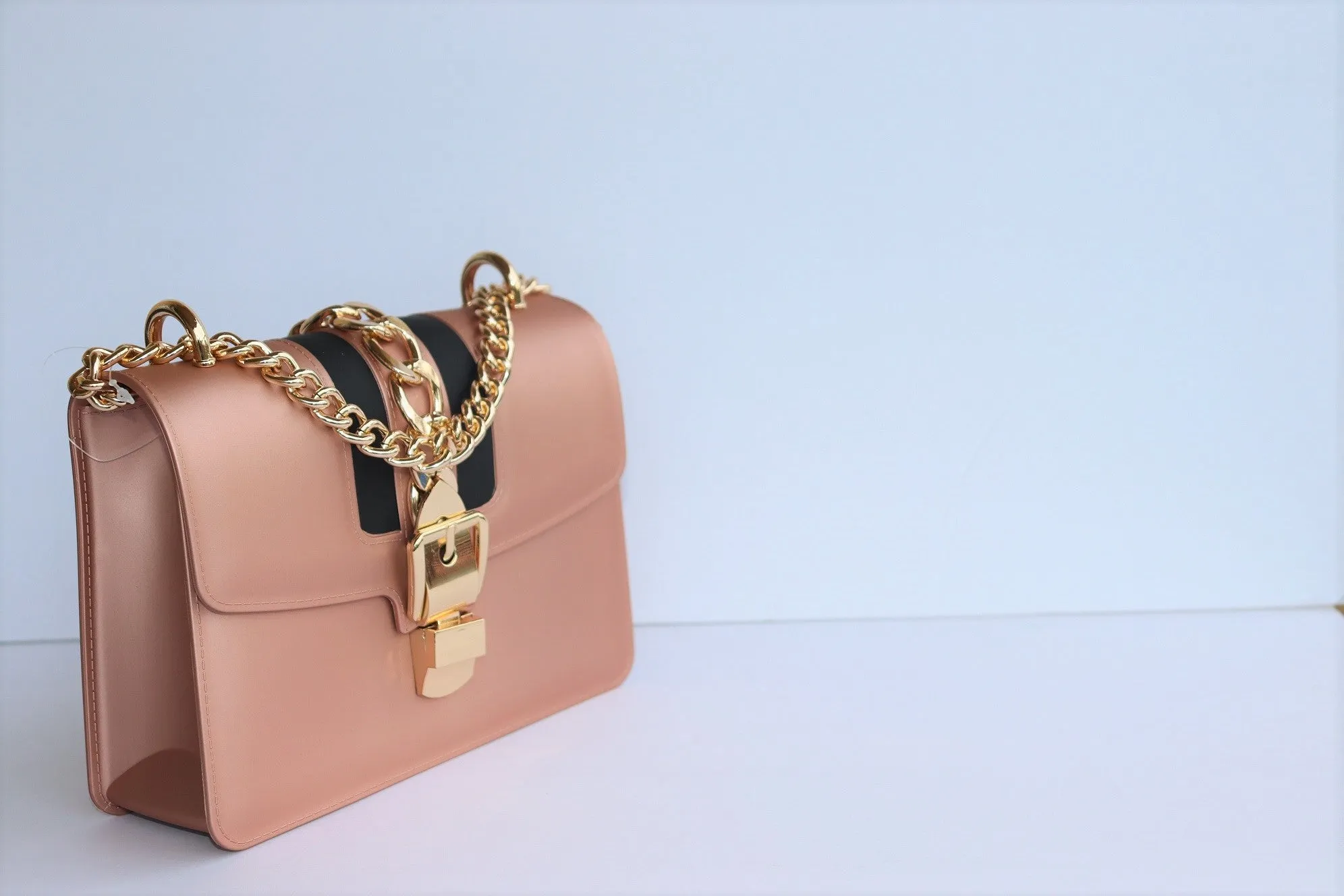 Madona Clutch