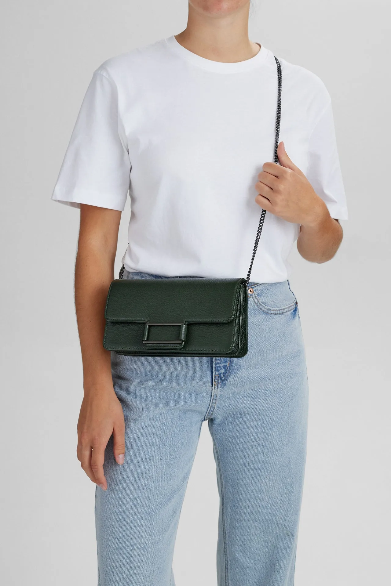 MagdaMBG Clutch, Grain