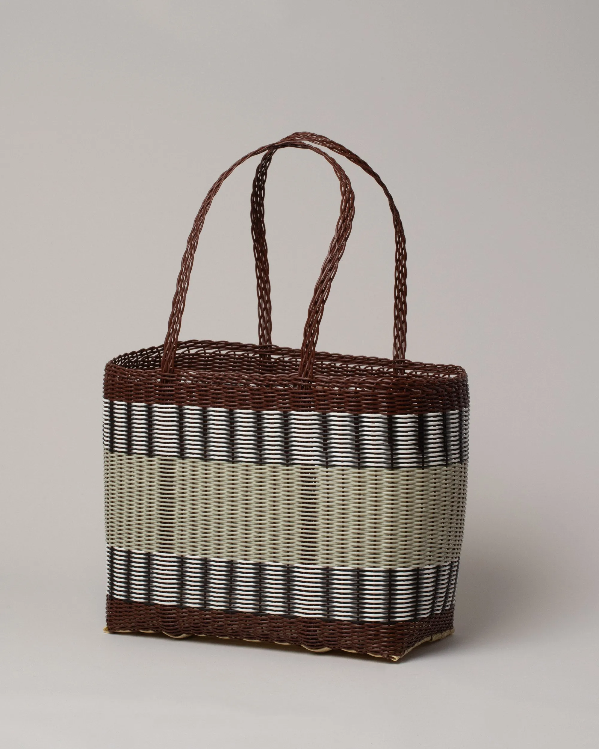 Medium Handwoven Mercado Basket Bag
