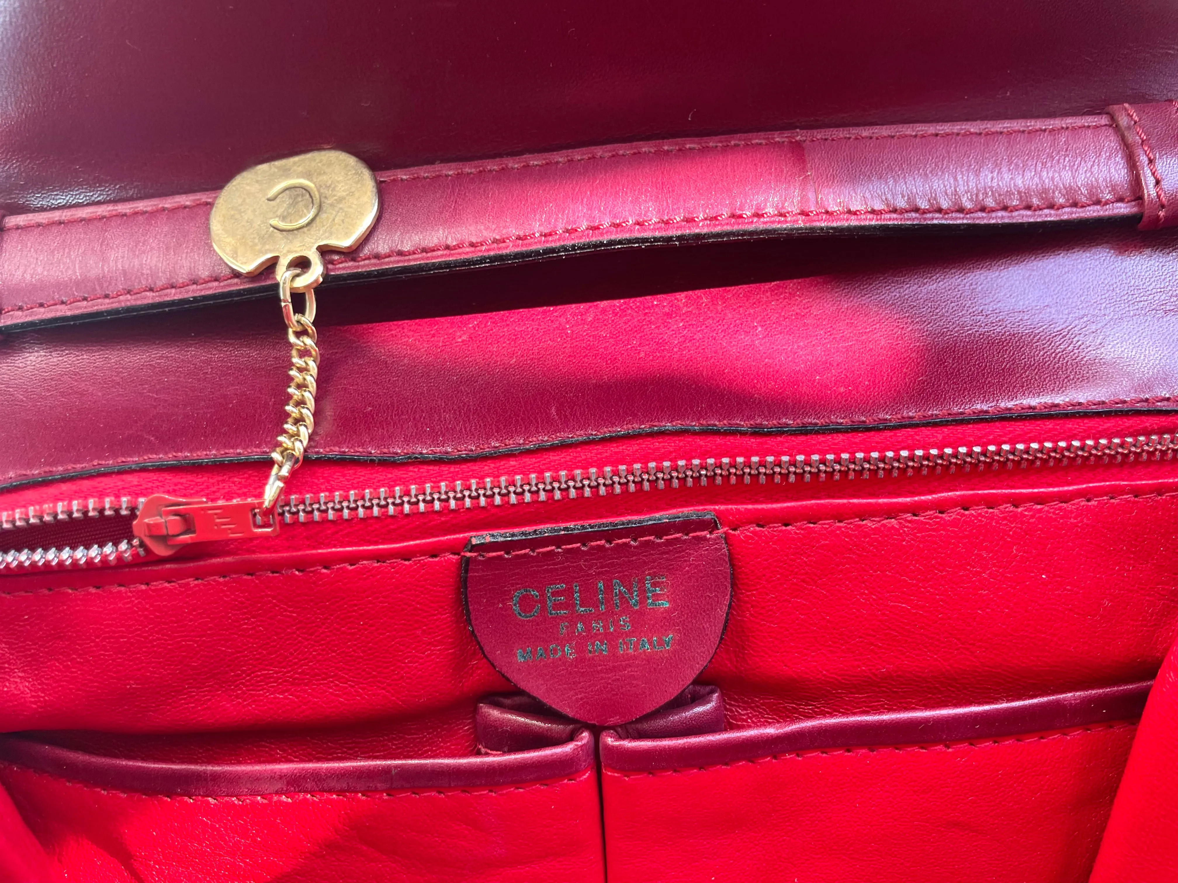 MINT. Vintage Celine wine red leather shoulder bag, clutch purse with wine and golden logo. Perfect elegance for your daily use. 050215ya1