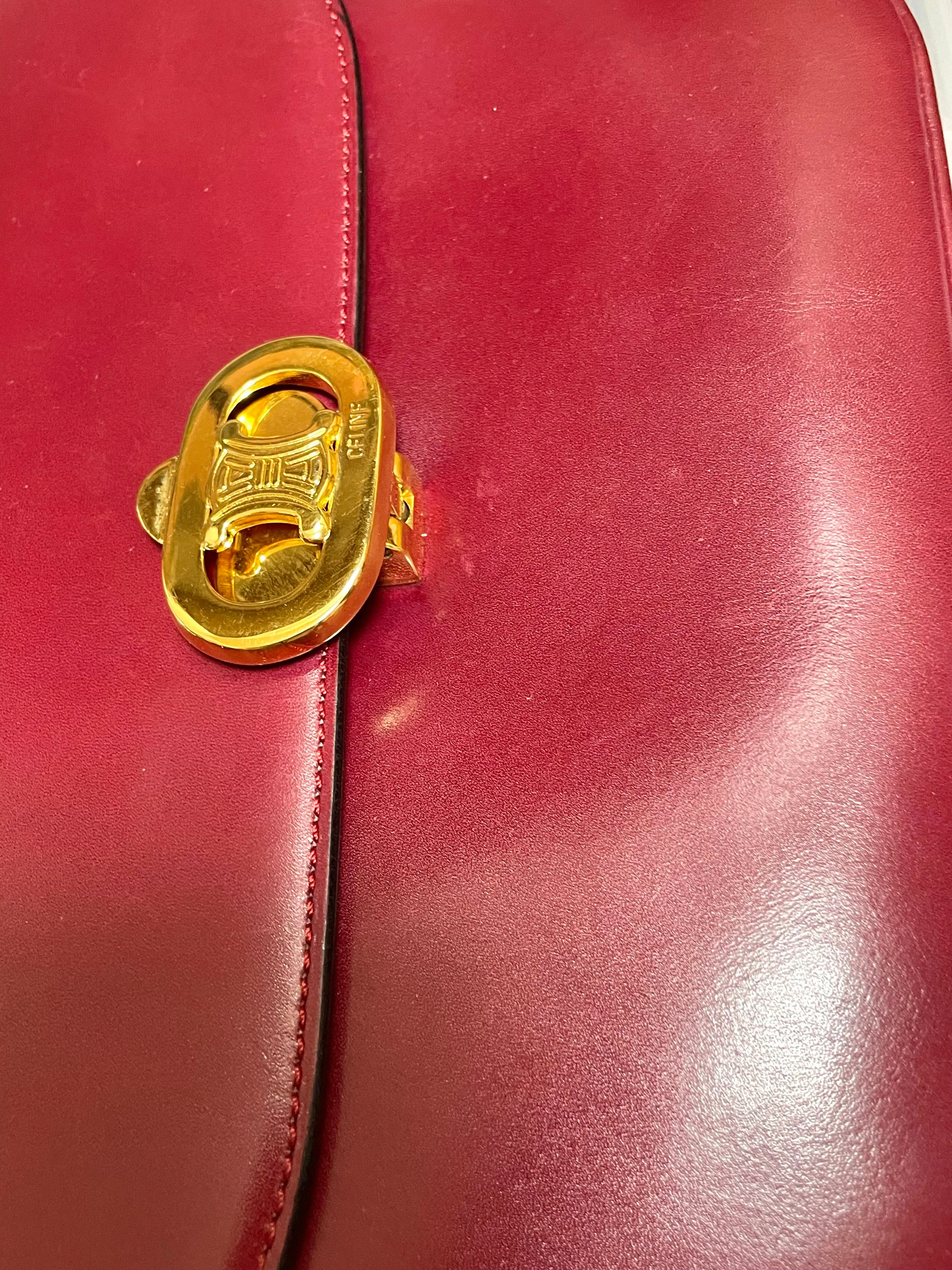 MINT. Vintage Celine wine red leather shoulder bag, clutch purse with wine and golden logo. Perfect elegance for your daily use. 050215ya1