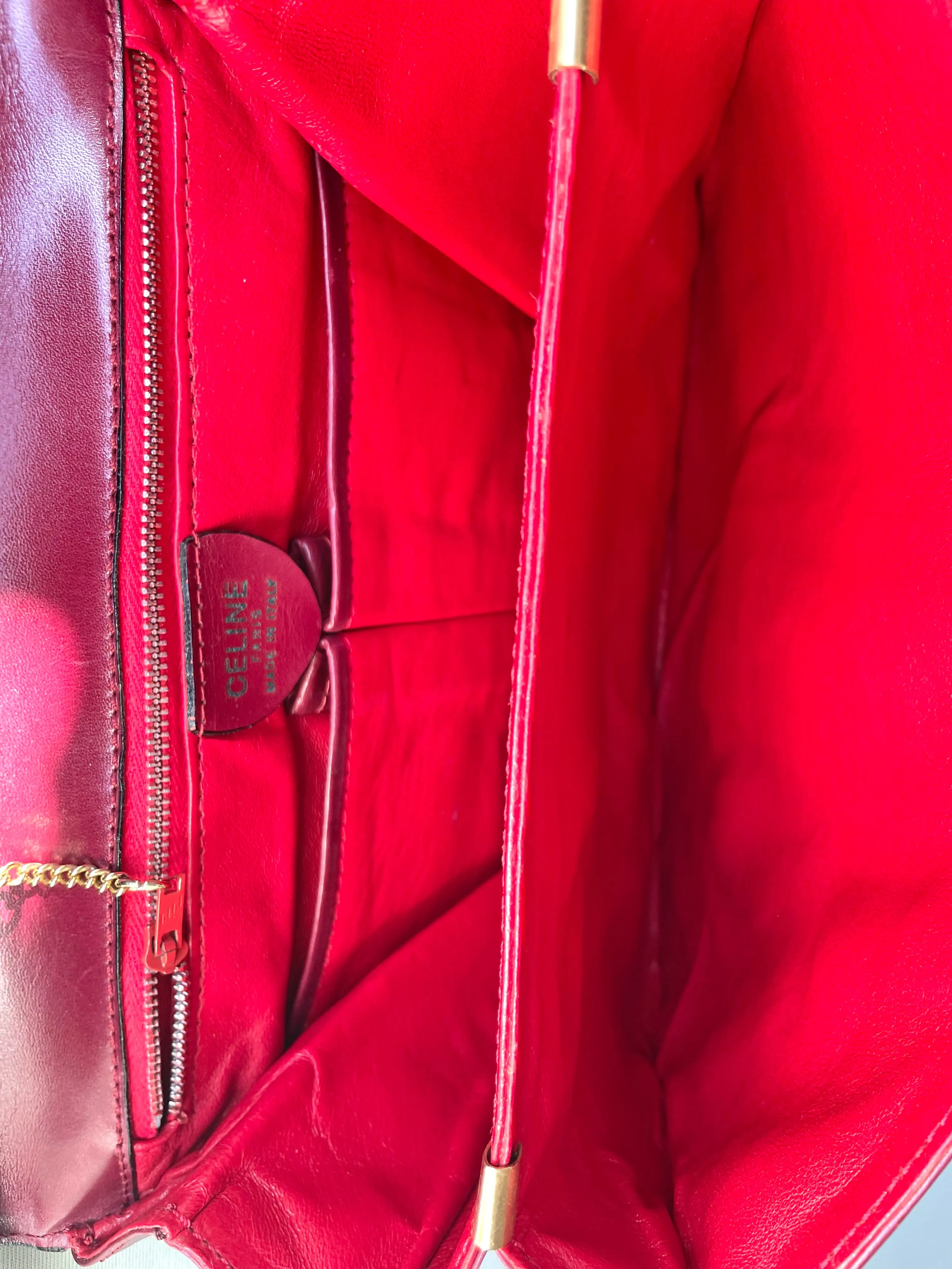 MINT. Vintage Celine wine red leather shoulder bag, clutch purse with wine and golden logo. Perfect elegance for your daily use. 050215ya1