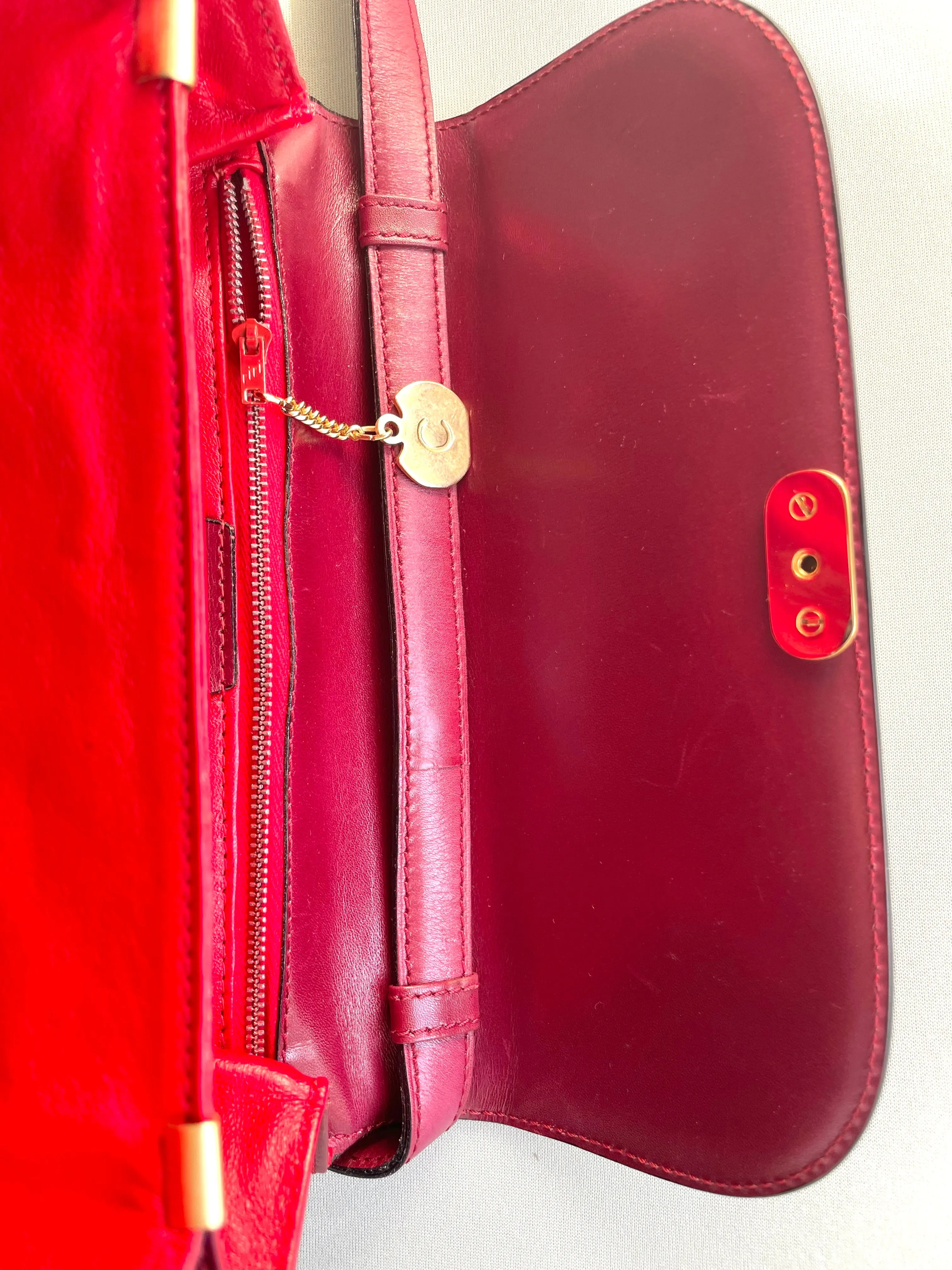 MINT. Vintage Celine wine red leather shoulder bag, clutch purse with wine and golden logo. Perfect elegance for your daily use. 050215ya1
