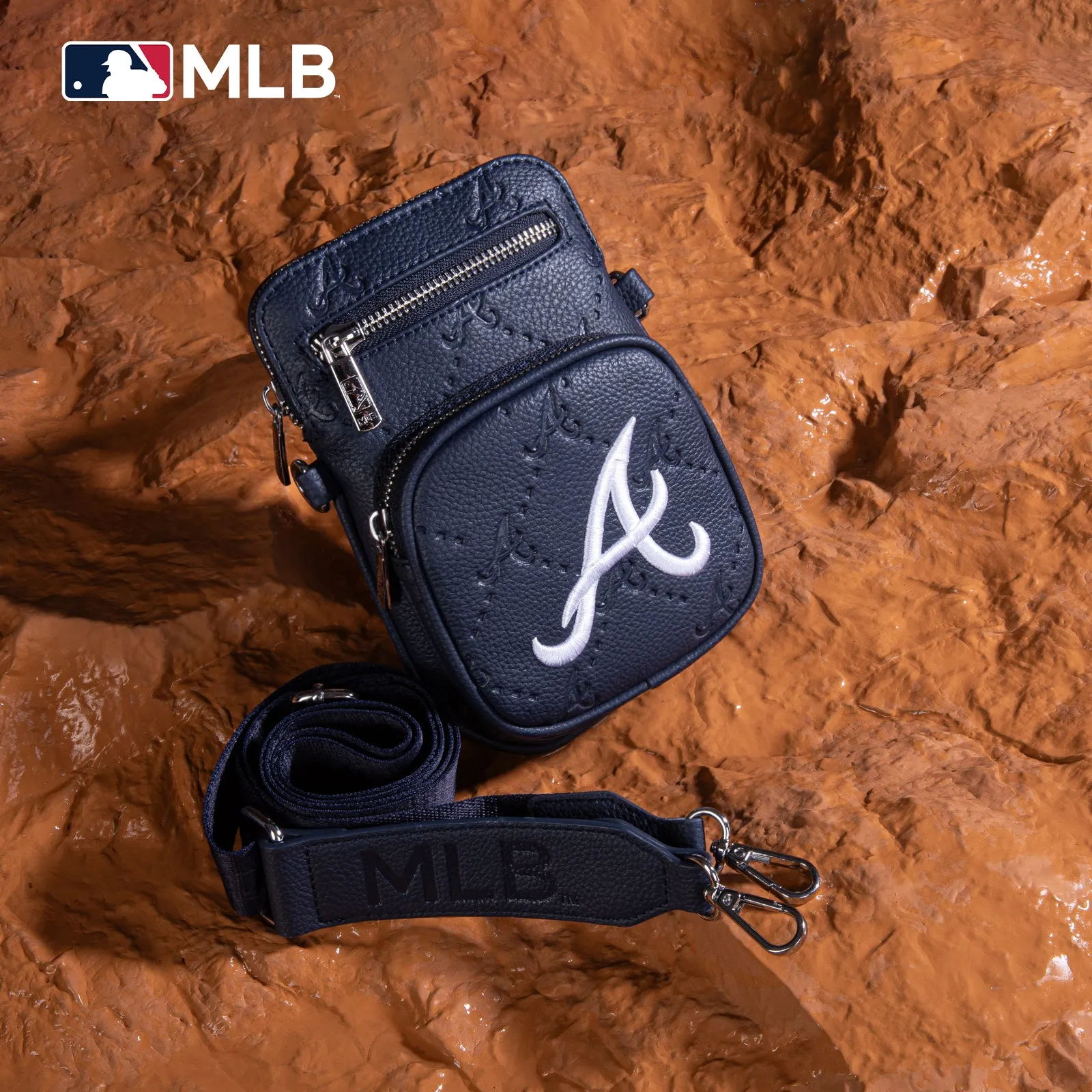 MLB-AB25-325  MLB Atlanta Braves Team Shoulder Bag/ Crossbody Bag