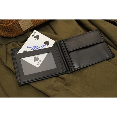 Multi-Effect Wallet by Dani DaOrtiz