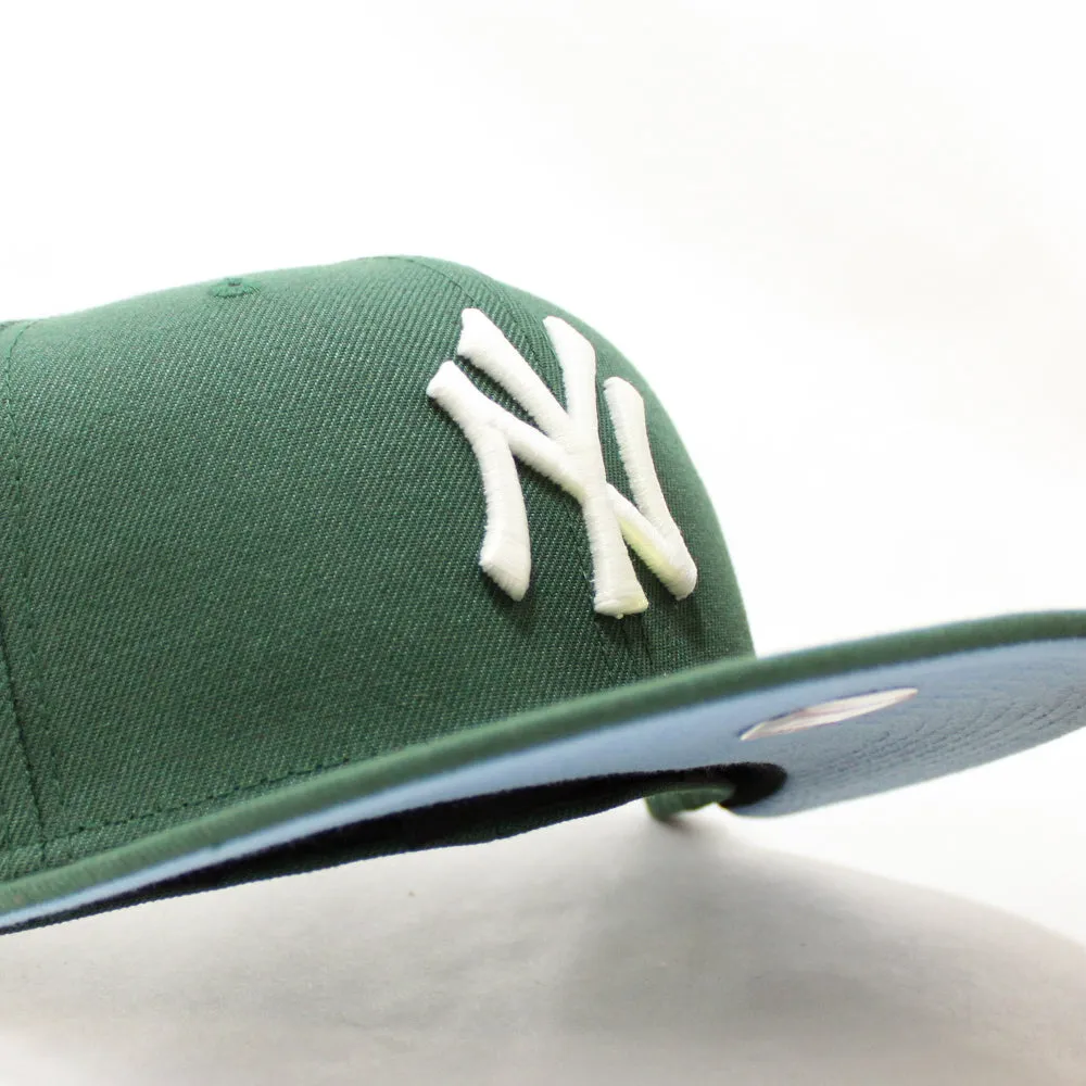 New York Yankees 2000 World Series Side Patch New Era 59Fifty Fitted Hat (GITD Mountain Green Sky Blue Under Brim)