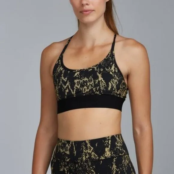 Noli Yoga Reflective Cobra Sports Bra t-back top Gold/Black Medium 6-8 NWT