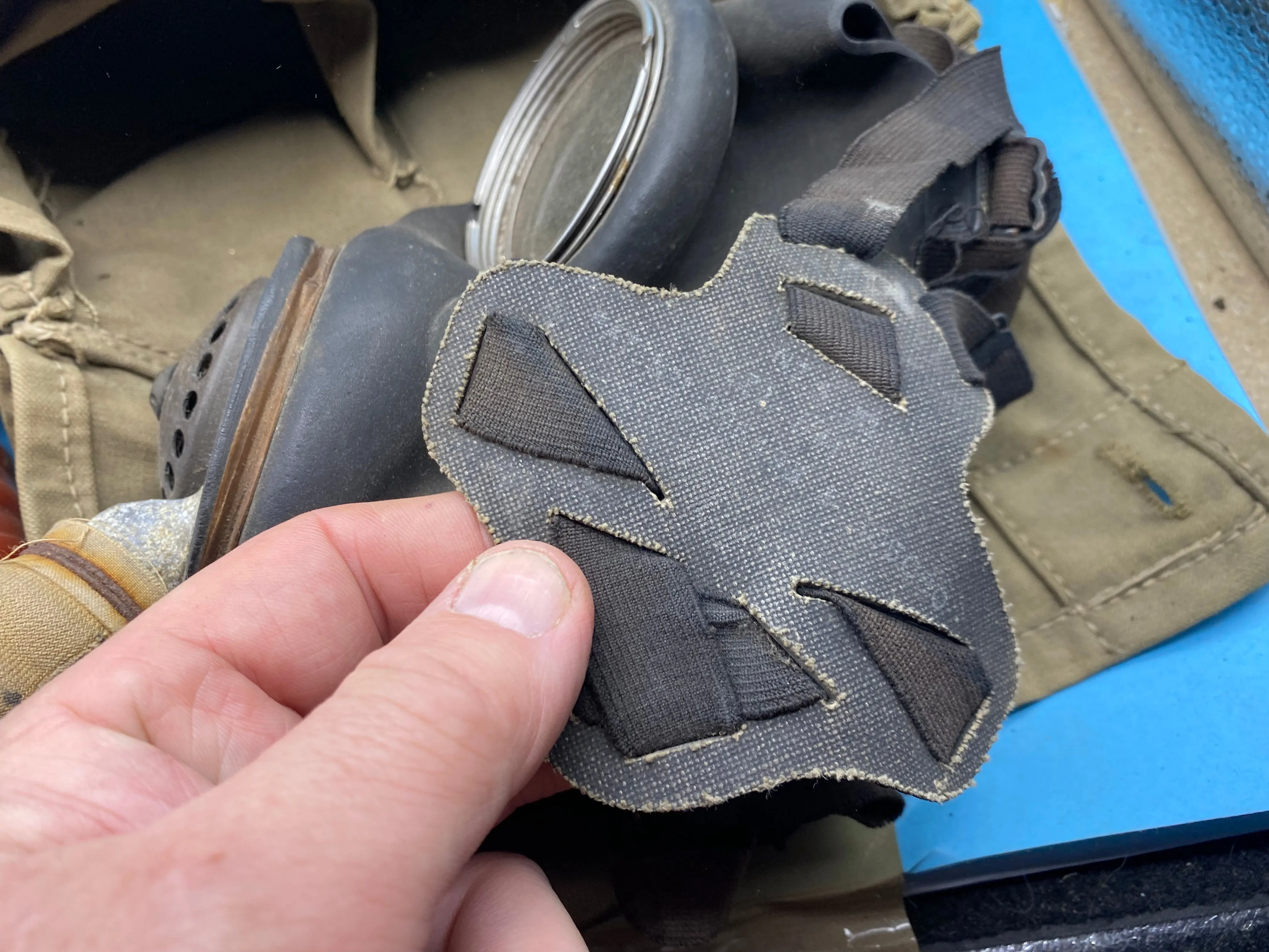Original WW2 Dated British Army Long-Hose Gas Mask in 1941 Dated Bag