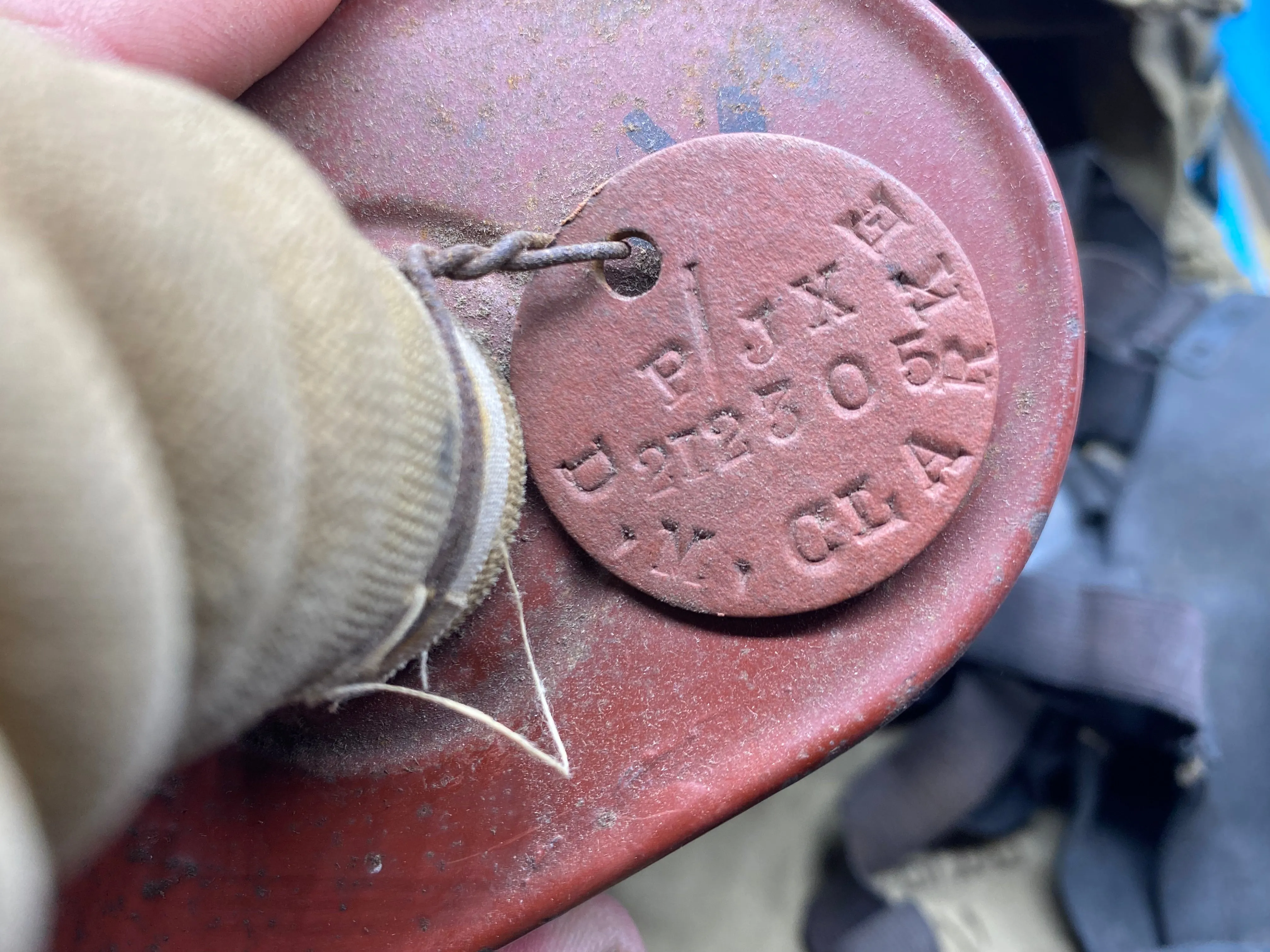 Original WW2 Dated British Army Long-Hose Gas Mask in 1941 Dated Bag