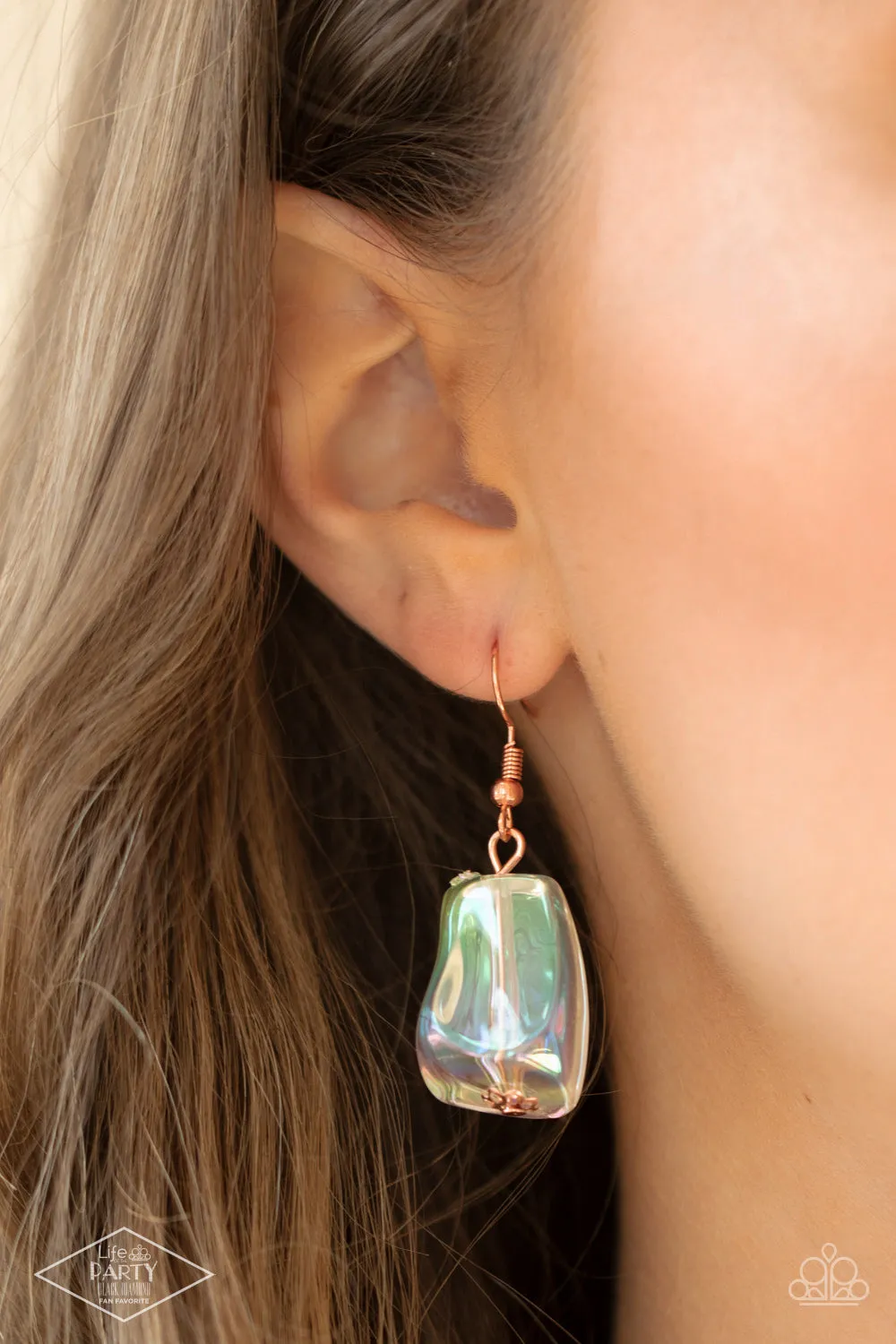 Paparazzi Iridescently Ice Queen - Copper Necklace