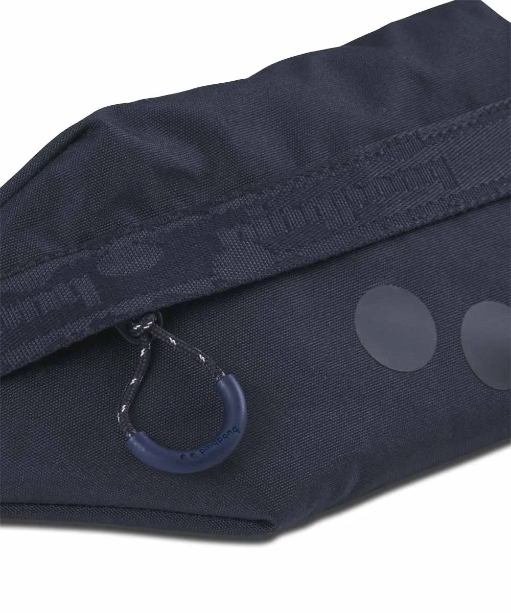 Pinqponq Nik Gürteltasche aus recycelten PET-Flaschen