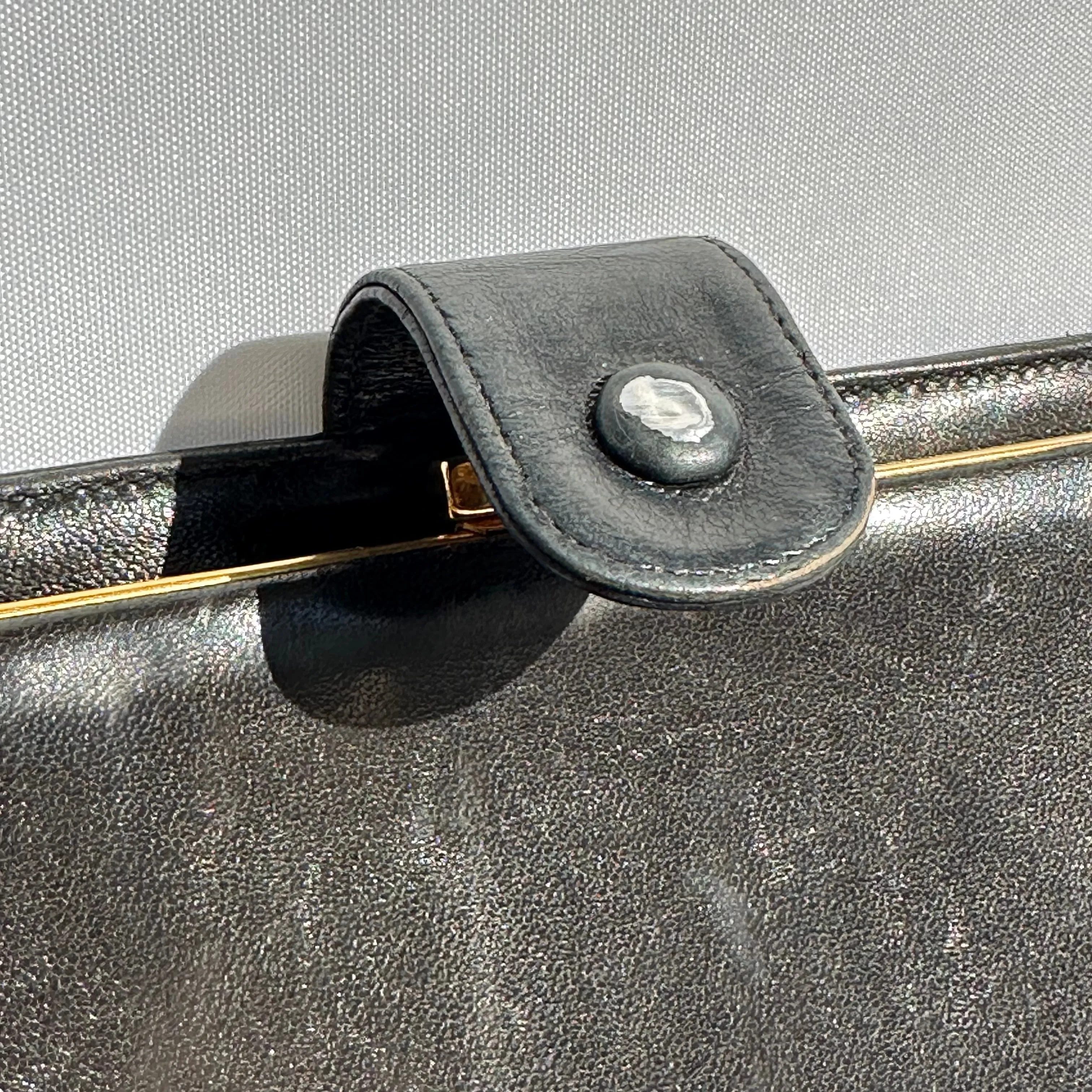 PREOWNED Chanel Long Leather Wallet in Black